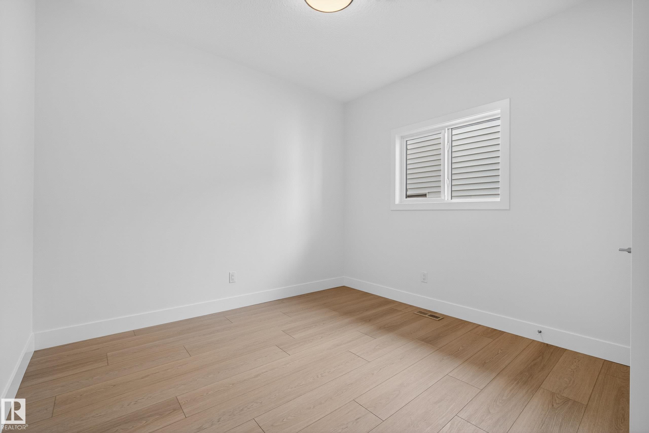 Photo 7 at 7089 Kiviaq Crescent SW, Keswick, Edmonton