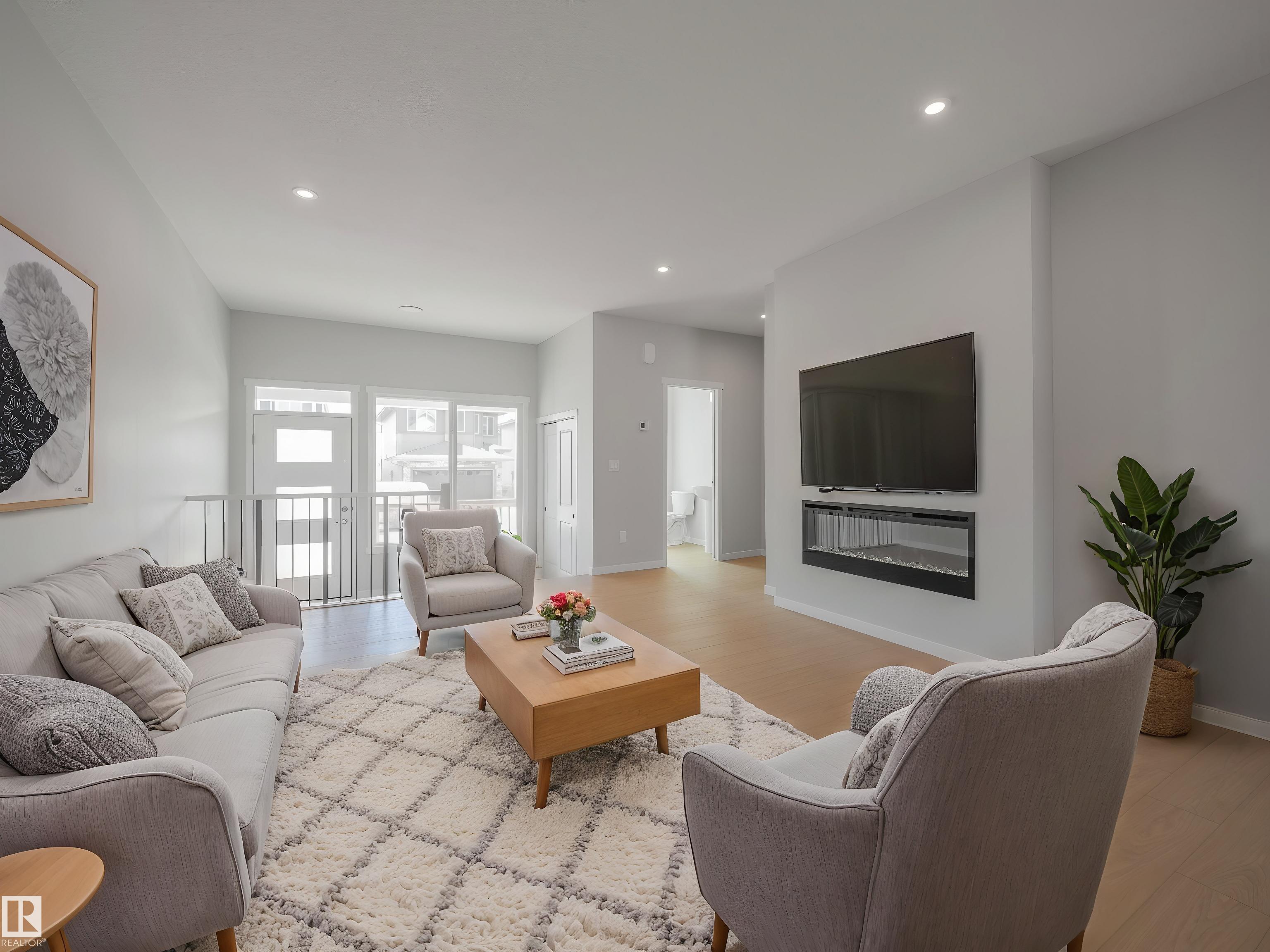 Picture for 17338 6 A ST NE NE