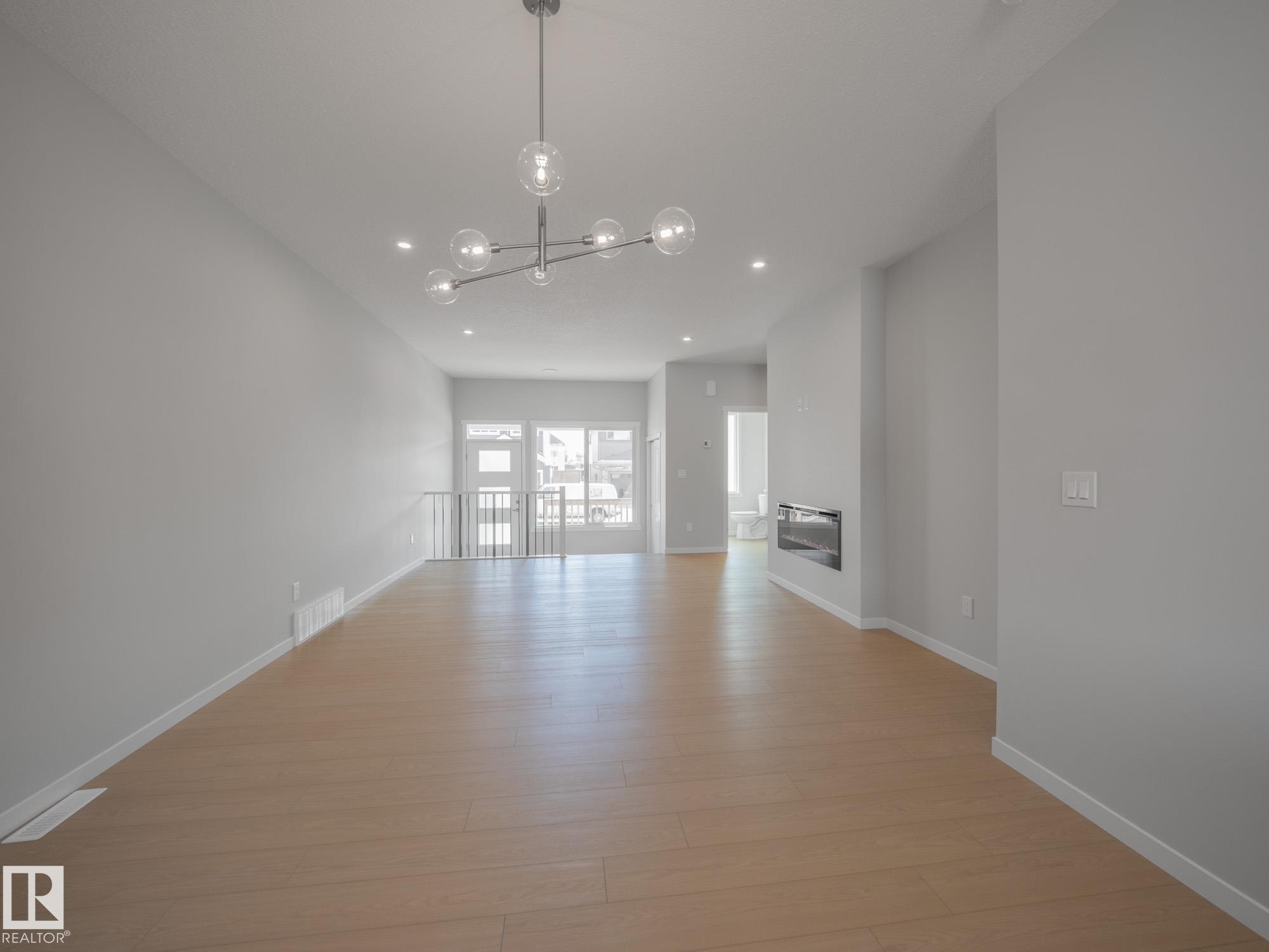 https://zimg.paragon.ice.com/ParagonImages/Property/PM/RAE/225400618/12/0/0/a065dd7992f395c1ce4ebcfe8319fc5f/1/10a7e77708e9f2efb548585377119a30/225400618-2a12a649-4fb2-4306-aa02-8bd0abae81ba.JPG