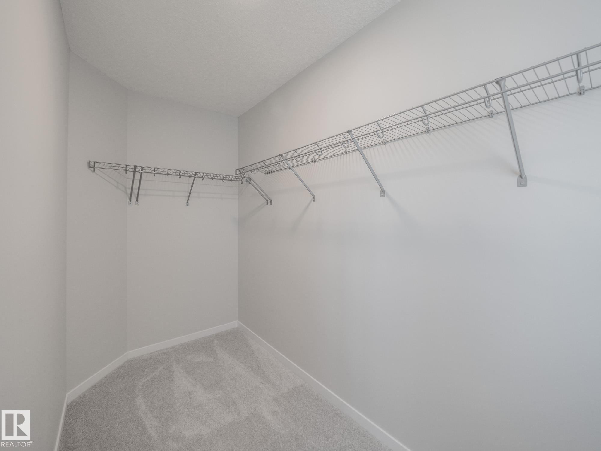 https://zimg.paragon.ice.com/ParagonImages/Property/PM/RAE/225400618/24/0/0/7f0e3207f497332a0684c52f35de45c1/1/10a7e77708e9f2efb548585377119a30/225400618-0e9468a8-e29c-4e15-8f05-78b950b05bc8.JPG