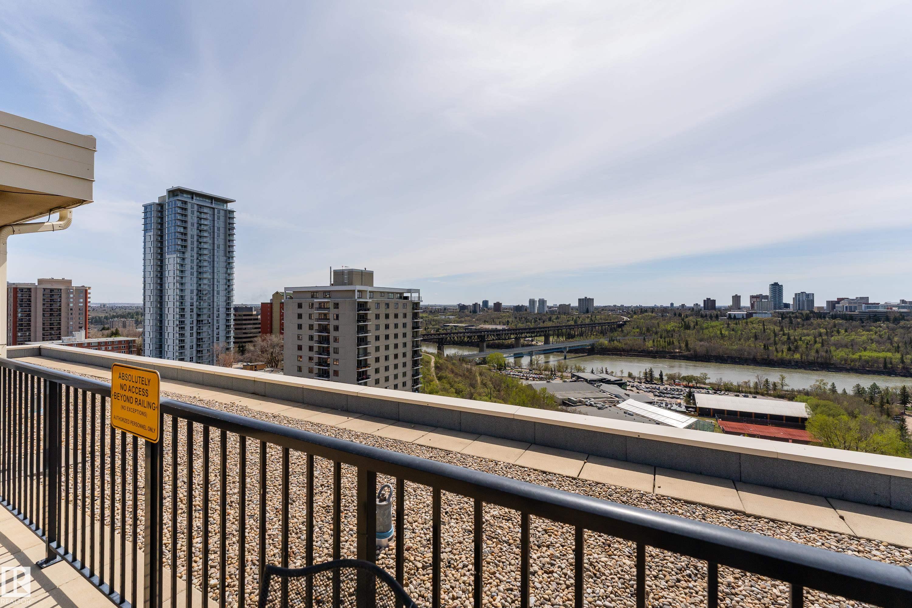 https://zimg.paragon.ice.com/ParagonImages/Property/PM/RAE/225400626/21/0/0/45c15e3d4fb74a9f868da7fe3ce04706/1/e032408530f95c90d04a0f542355ac35/225400626-0be3d72d-51c9-43fd-b059-bcf986cb074f.JPG