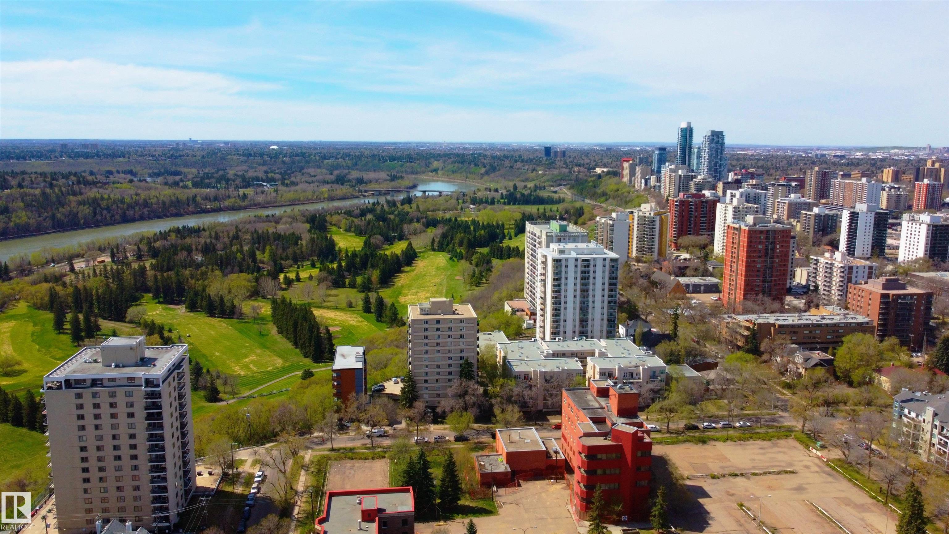 https://zimg.paragon.ice.com/ParagonImages/Property/PM/RAE/225400626/27/0/0/2635b3b920369a2f807f6a78f93e22bb/1/e032408530f95c90d04a0f542355ac35/225400626-1fef32b4-8b02-4322-8280-4b4977fff153.JPG