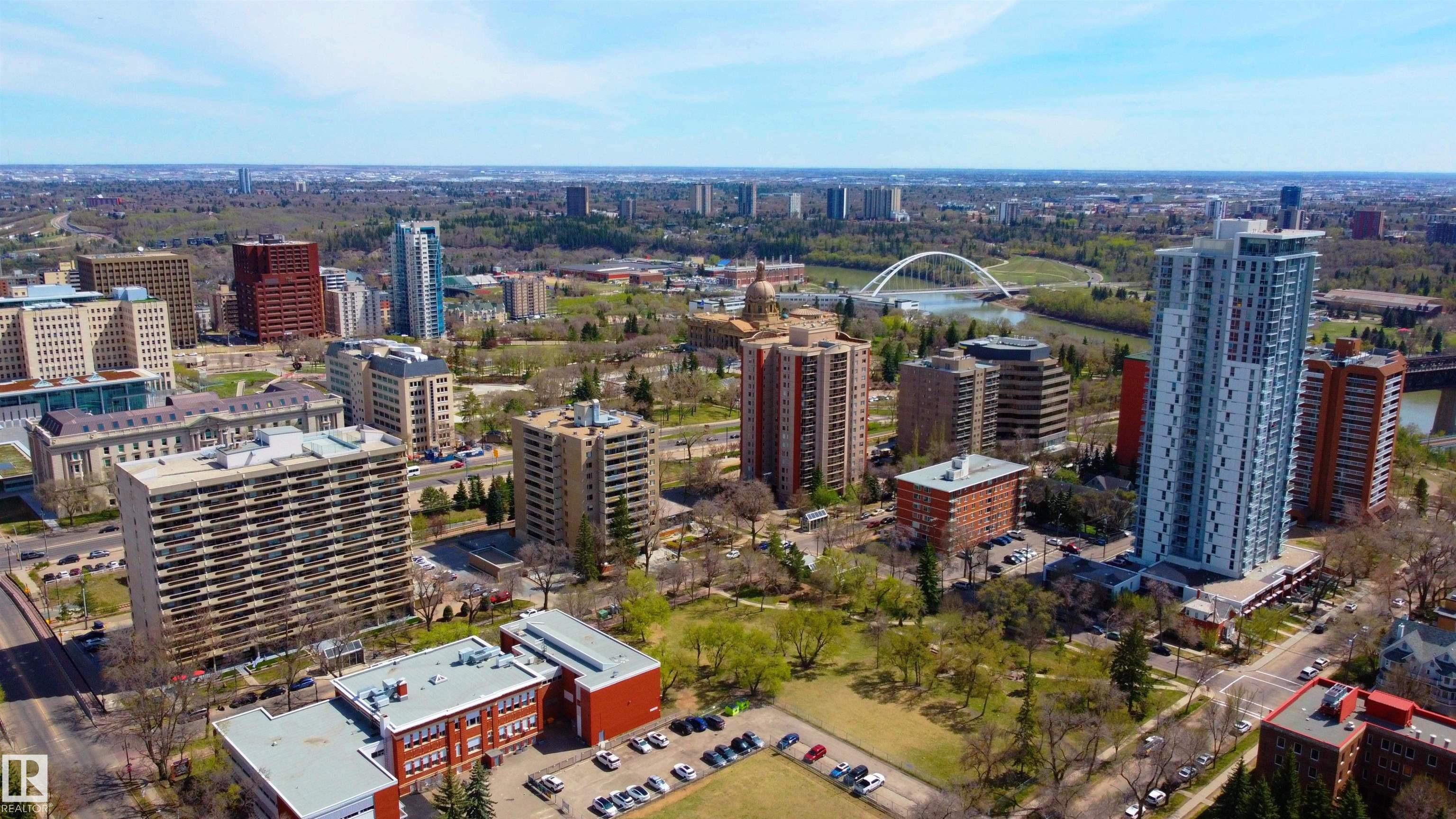 https://zimg.paragon.ice.com/ParagonImages/Property/PM/RAE/225400626/29/0/0/0c2bf089beca0c80866a029fedbf6f52/1/e032408530f95c90d04a0f542355ac35/225400626-e07f30dc-0ba0-44e6-8819-983045e8e2bc.JPG