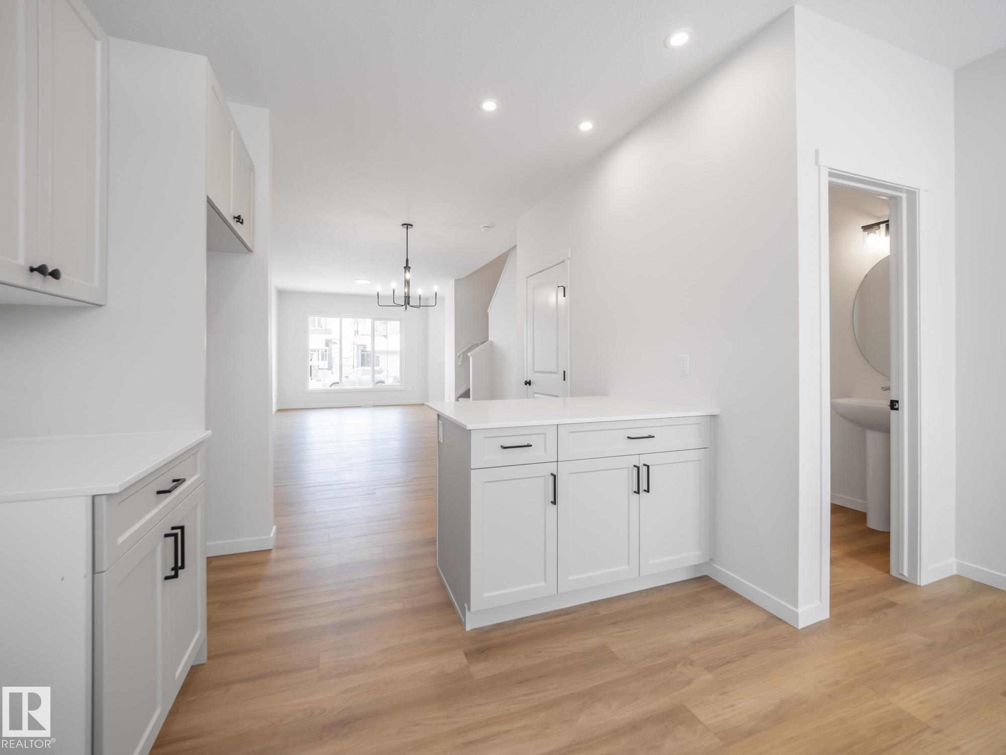 Photo 15 at 19552 30 Avenue NW, The Uplands, Edmonton