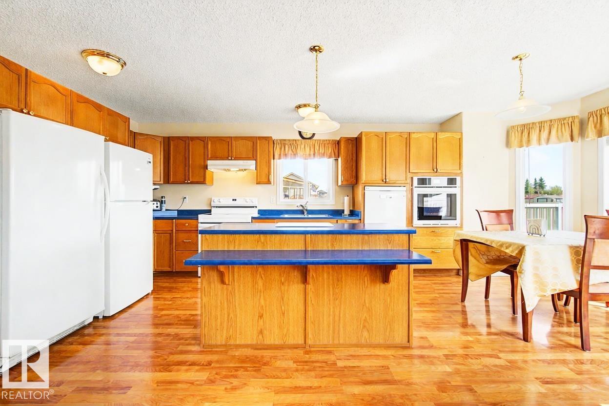 https://zimg.paragon.ice.com/ParagonImages/Property/PM/RAE/225400631/16/0/0/36d23e8ca8cada41498753d652dfea2c/1/61c4c8e83ada5f817e170bc4c48cfa09/225400631-f0ef0ef3-96ae-47e7-add9-a6b8205fd0c5.JPG