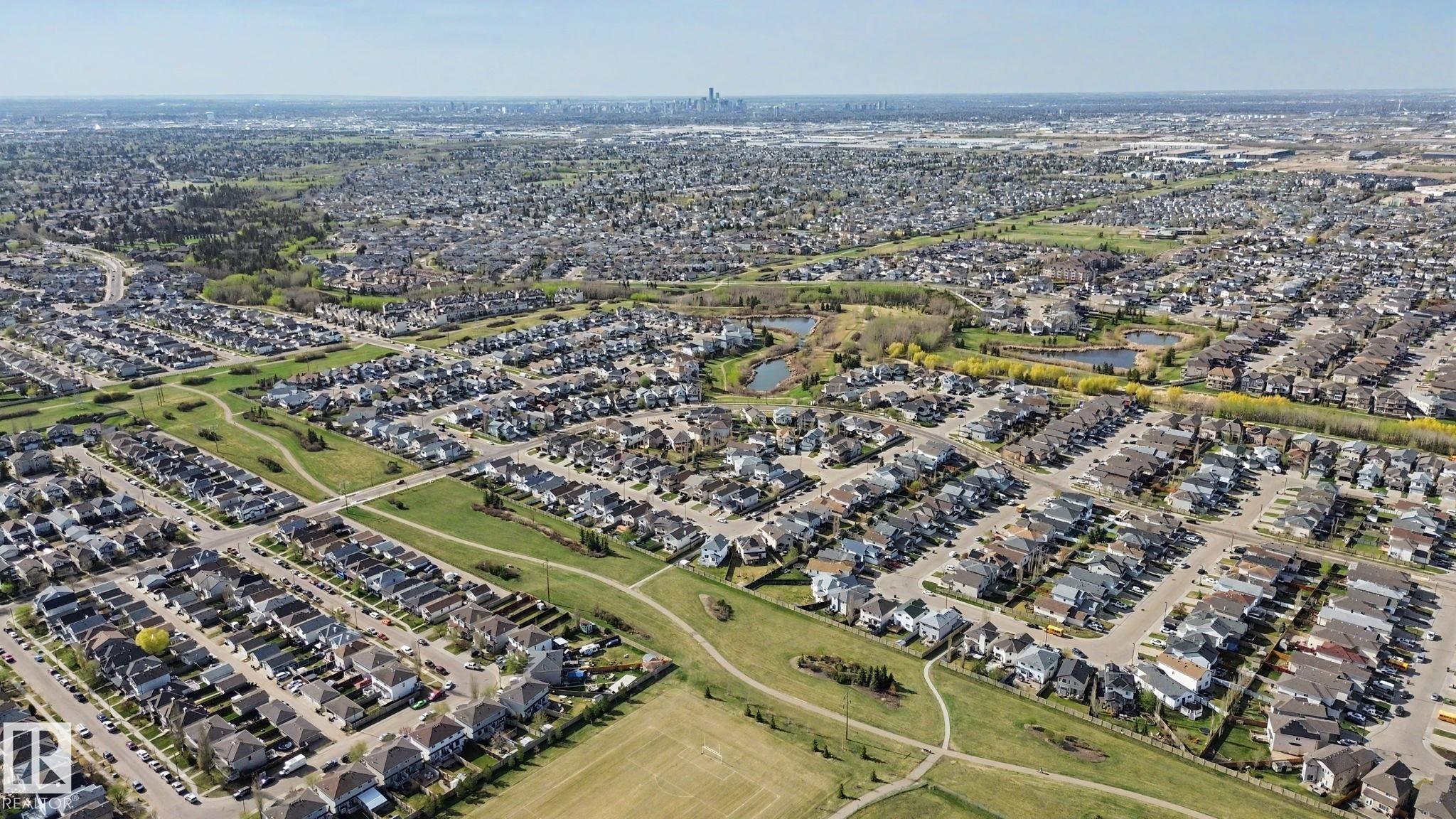 https://zimg.paragon.ice.com/ParagonImages/Property/PM/RAE/225400631/72/0/0/85ae2372ae04a618e4be2e96e9da37b4/1/61c4c8e83ada5f817e170bc4c48cfa09/225400631-6e2e12d2-7302-4590-860a-c26858bfc9bc.JPG