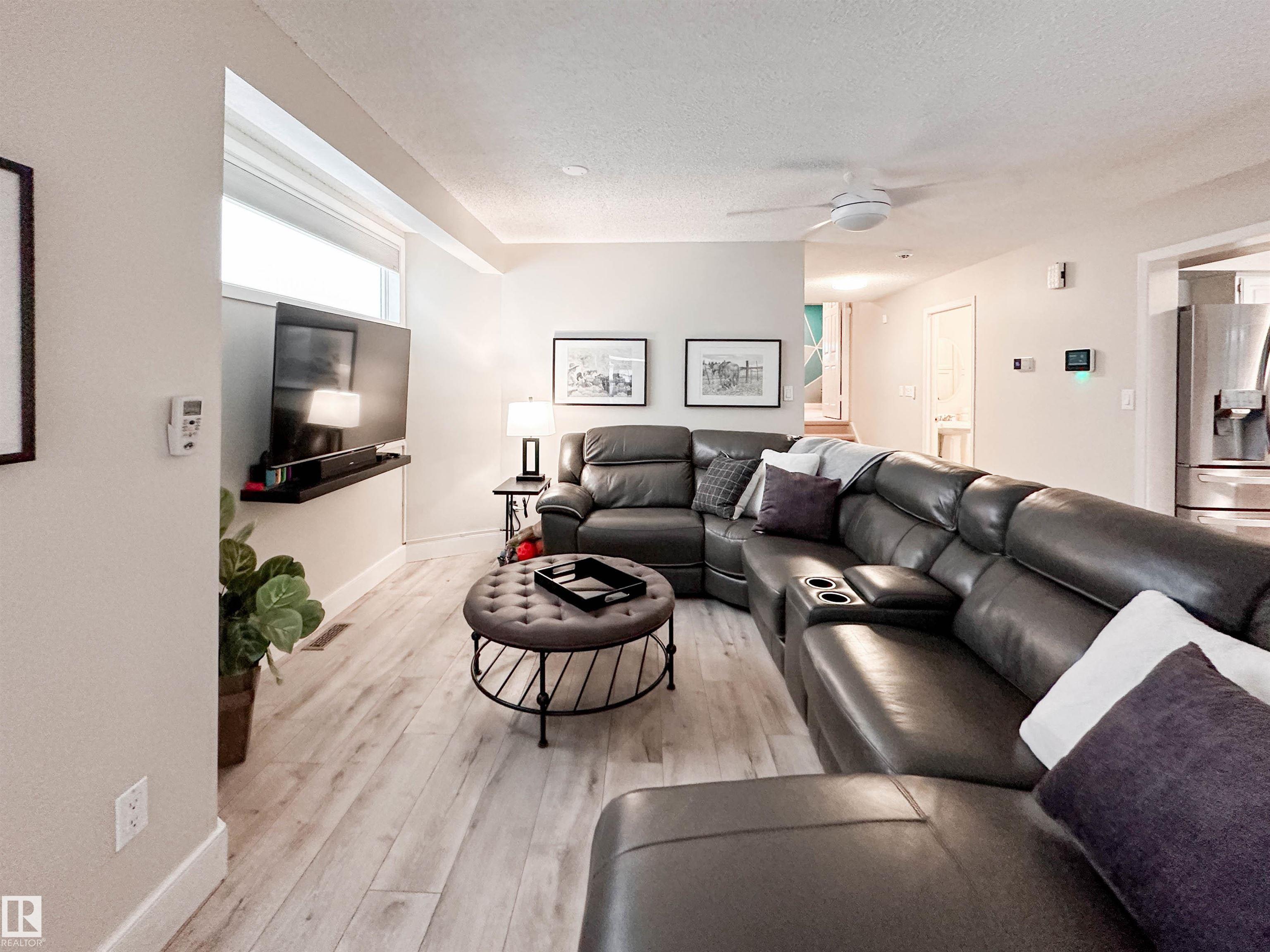 Photo 27 at 8 Whiteoaks Estates, Woodlands, St. Albert
