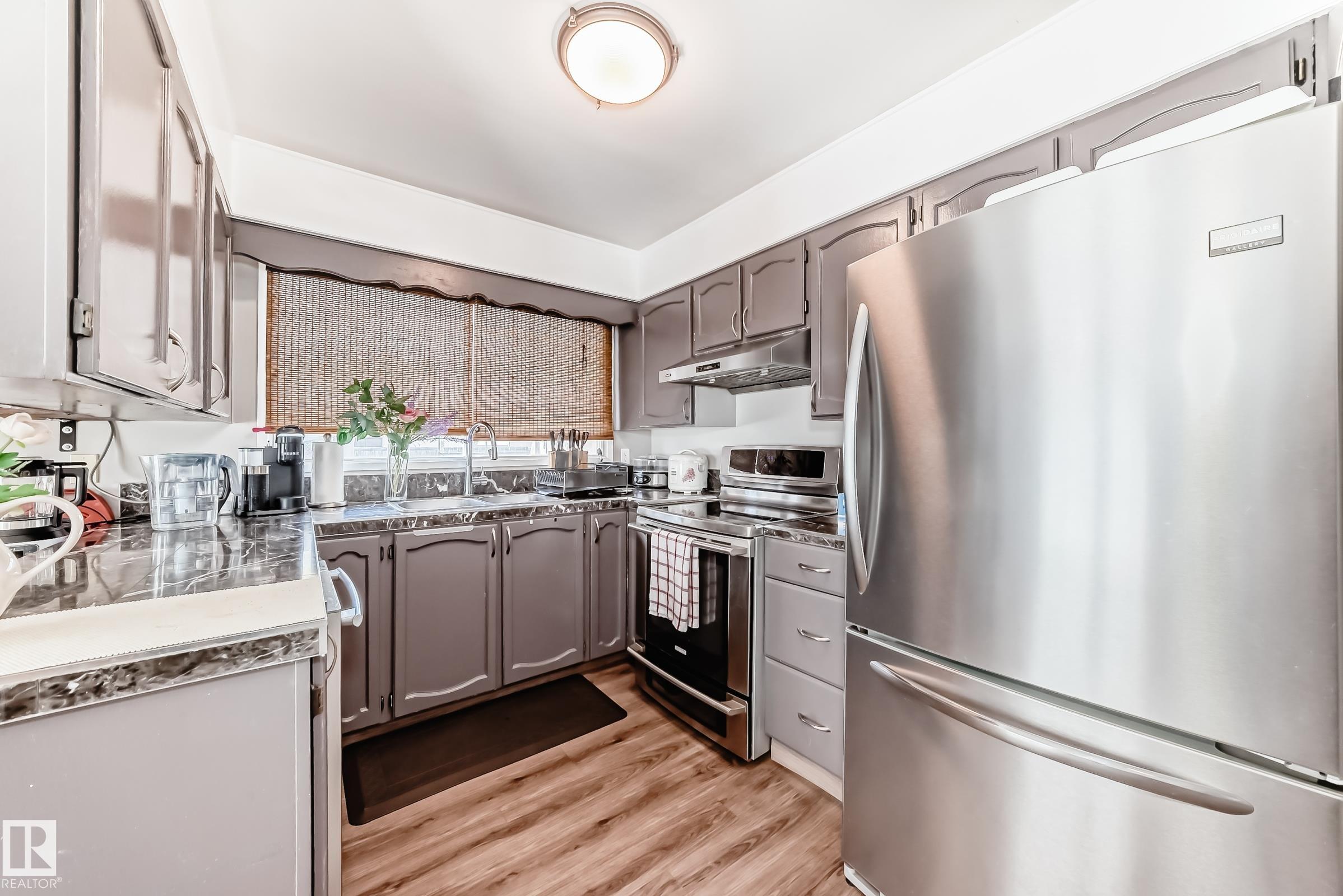 https://zimg.paragon.ice.com/ParagonImages/Property/PM/RAE/225400639/11/0/0/9e619c2208cb8cd24e1f833f21627087/1/fc19102a108e411b3b31842dec84ef9e/225400639-09510f28-2b6e-4518-8365-a4018a6ddfe2.JPG