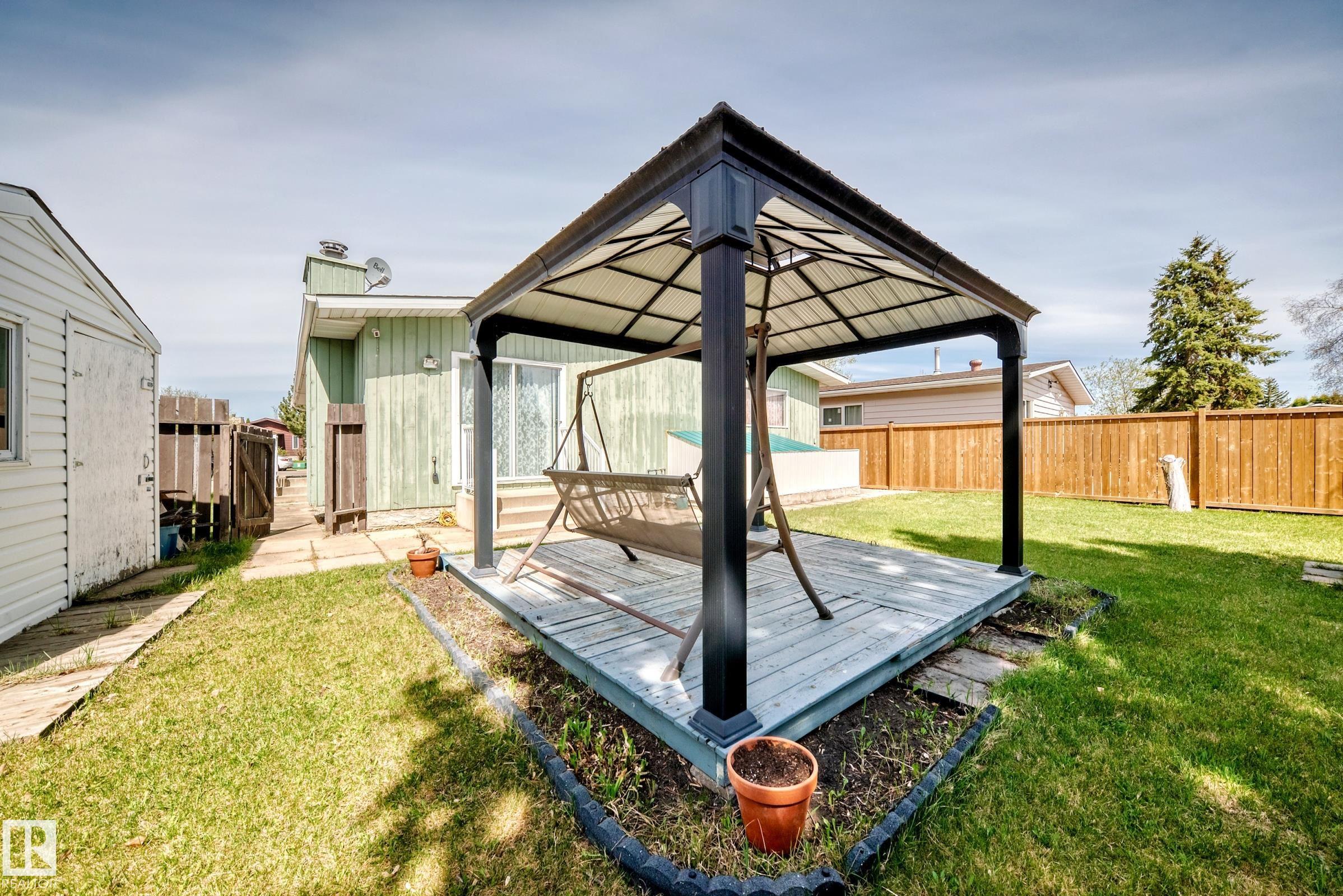 https://zimg.paragon.ice.com/ParagonImages/Property/PM/RAE/225400639/37/0/0/2cdbb86b60fc81dd537539e6687ba044/1/fc19102a108e411b3b31842dec84ef9e/225400639-0de28bad-f3e3-4761-b4b0-7f6c41f7bee8.JPG