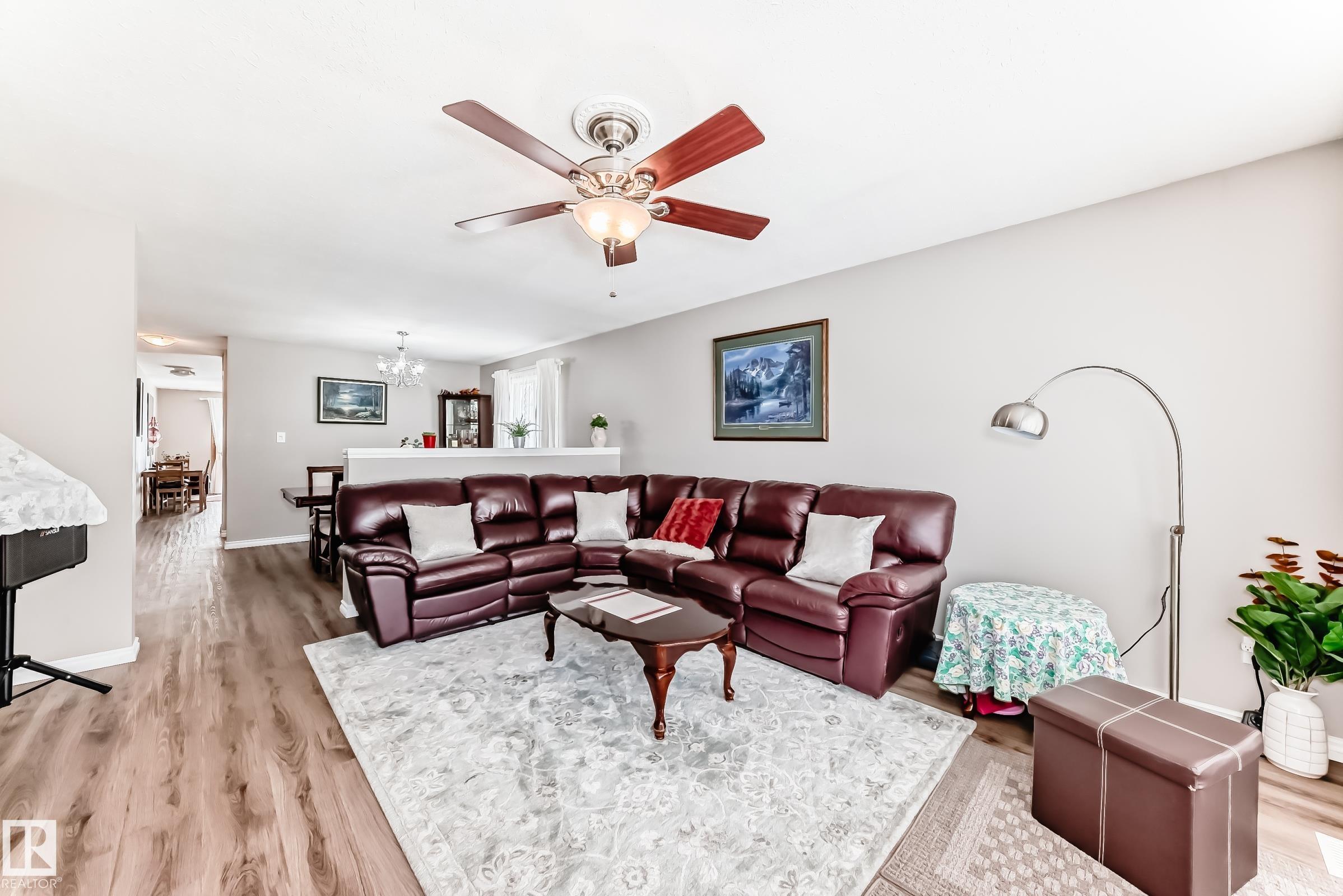 https://zimg.paragon.ice.com/ParagonImages/Property/PM/RAE/225400639/4/0/0/2812415504f25342559621584e13fdde/1/fc19102a108e411b3b31842dec84ef9e/225400639-7250699a-c91e-4b1b-a534-42dd32dc2c3a.JPG