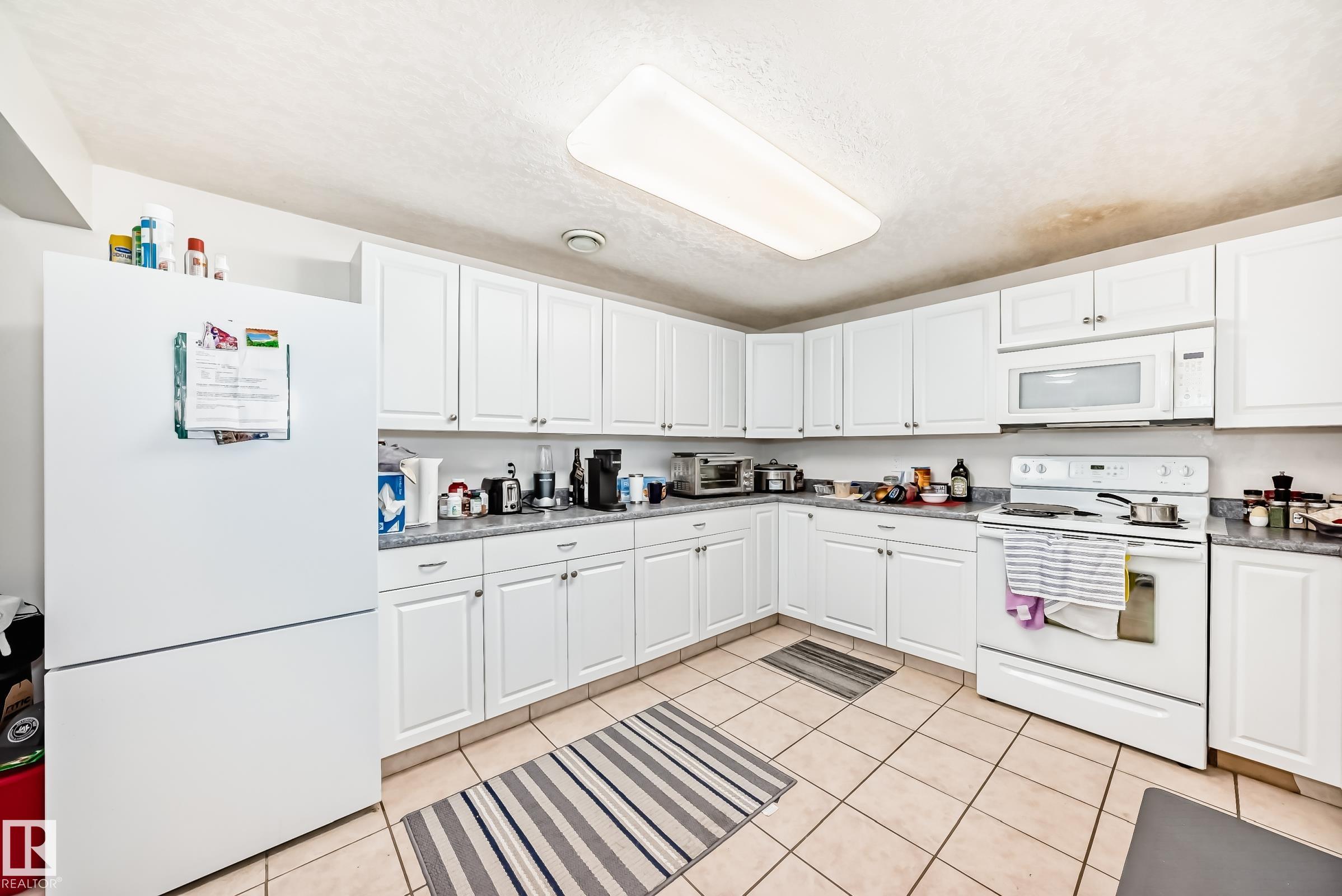 https://zimg.paragon.ice.com/ParagonImages/Property/PM/RAE/225400639/43/0/0/9225ecad158de8db64746c6ba968645e/1/fc19102a108e411b3b31842dec84ef9e/225400639-0c8238f4-0723-4056-8cf8-09b8bfe60288.JPG