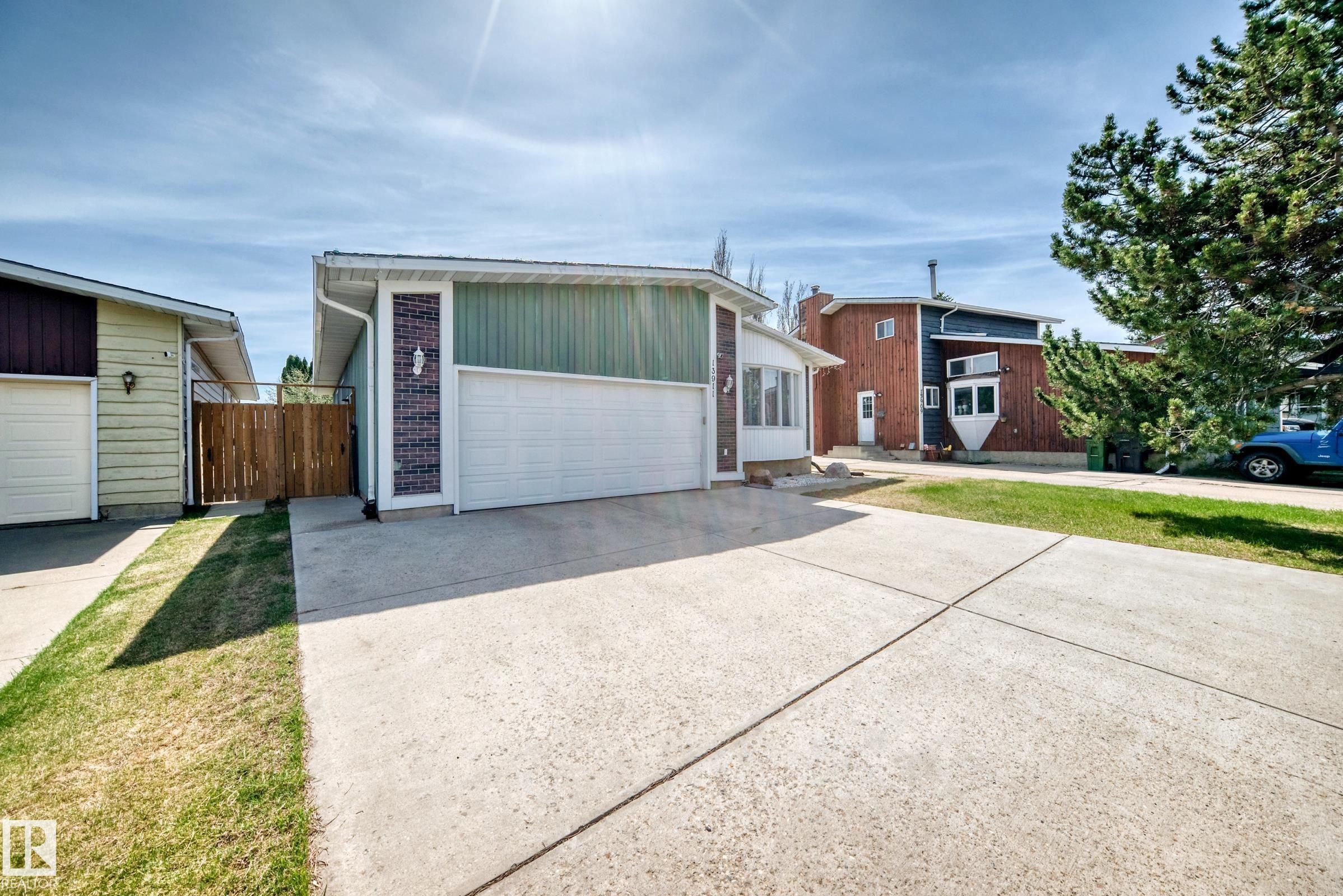 https://zimg.paragon.ice.com/ParagonImages/Property/PM/RAE/225400639/62/0/0/1e7fa09514c513c784e9c5aefe8ed1a2/1/fc19102a108e411b3b31842dec84ef9e/225400639-39ccad9e-e591-44db-bf9f-a262781acdb1.JPG