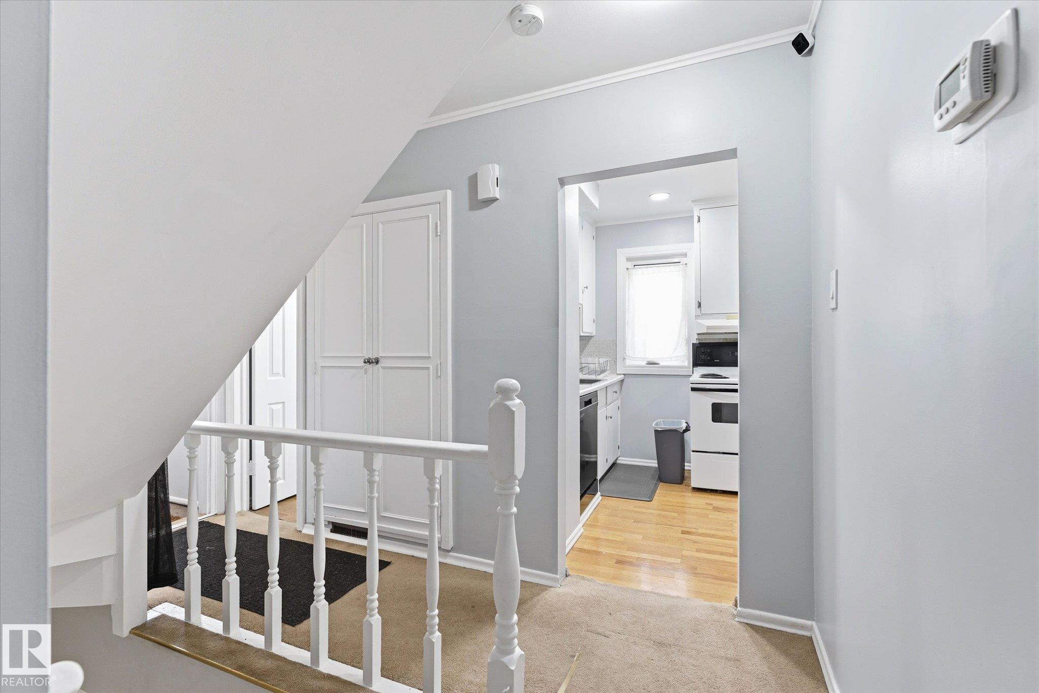 https://zimg.paragon.ice.com/ParagonImages/Property/PM/RAE/225400640/8/0/0/c5a2d5be8992384405f8434bff450939/1/95e1a0ca5ea86849ef70d31233e43079/225400640-ca4913d6-9f91-41b9-8183-d8c84b6f41c7.JPG