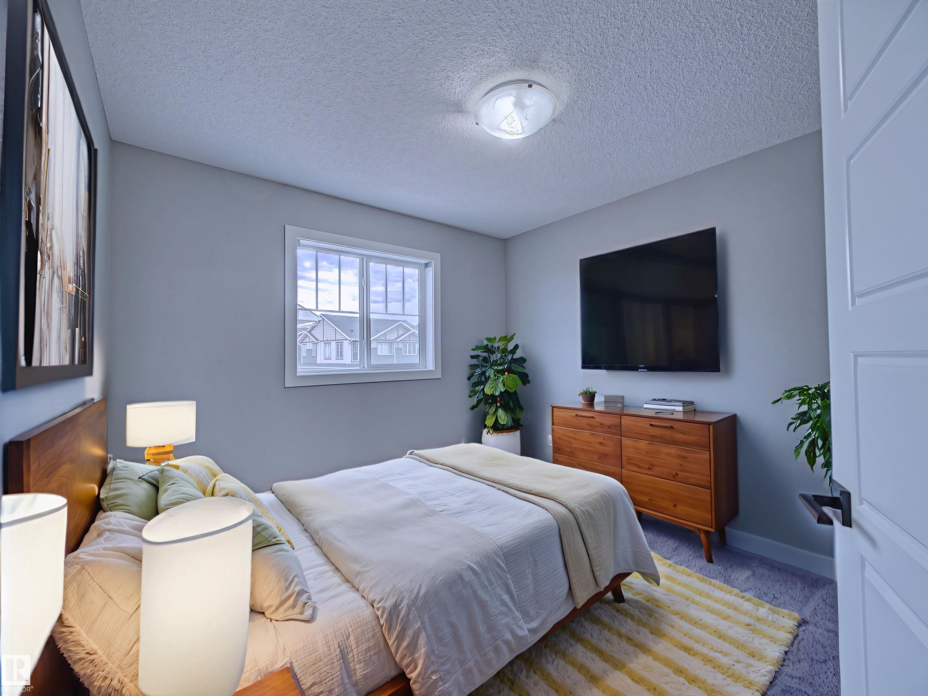 https://zimg.paragon.ice.com/ParagonImages/Property/PM/RAE/225400649/31/0/0/3b8373a18270830b06ff6f96892a57e8/1/20f9d2368b18e4acb6db5c9a71f961b4/225400649-a5c47ed9-1902-4464-9a5d-4667859ea126.JPG
