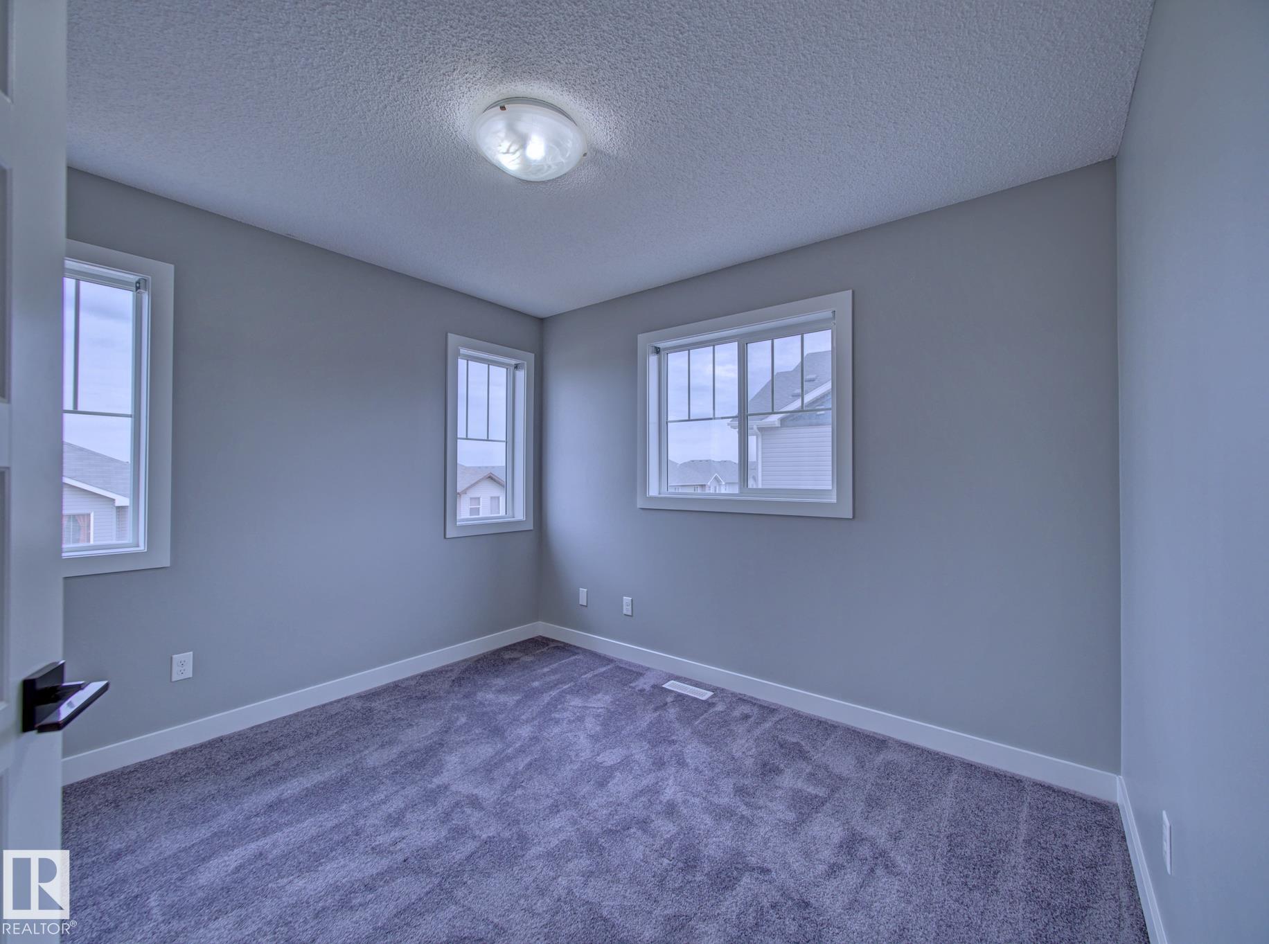https://zimg.paragon.ice.com/ParagonImages/Property/PM/RAE/225400649/34/0/0/89d52f0a8db58496ab901e79e3e34499/1/20f9d2368b18e4acb6db5c9a71f961b4/225400649-8f445db5-72f8-4ca5-bee6-af283b20f2a0.JPG