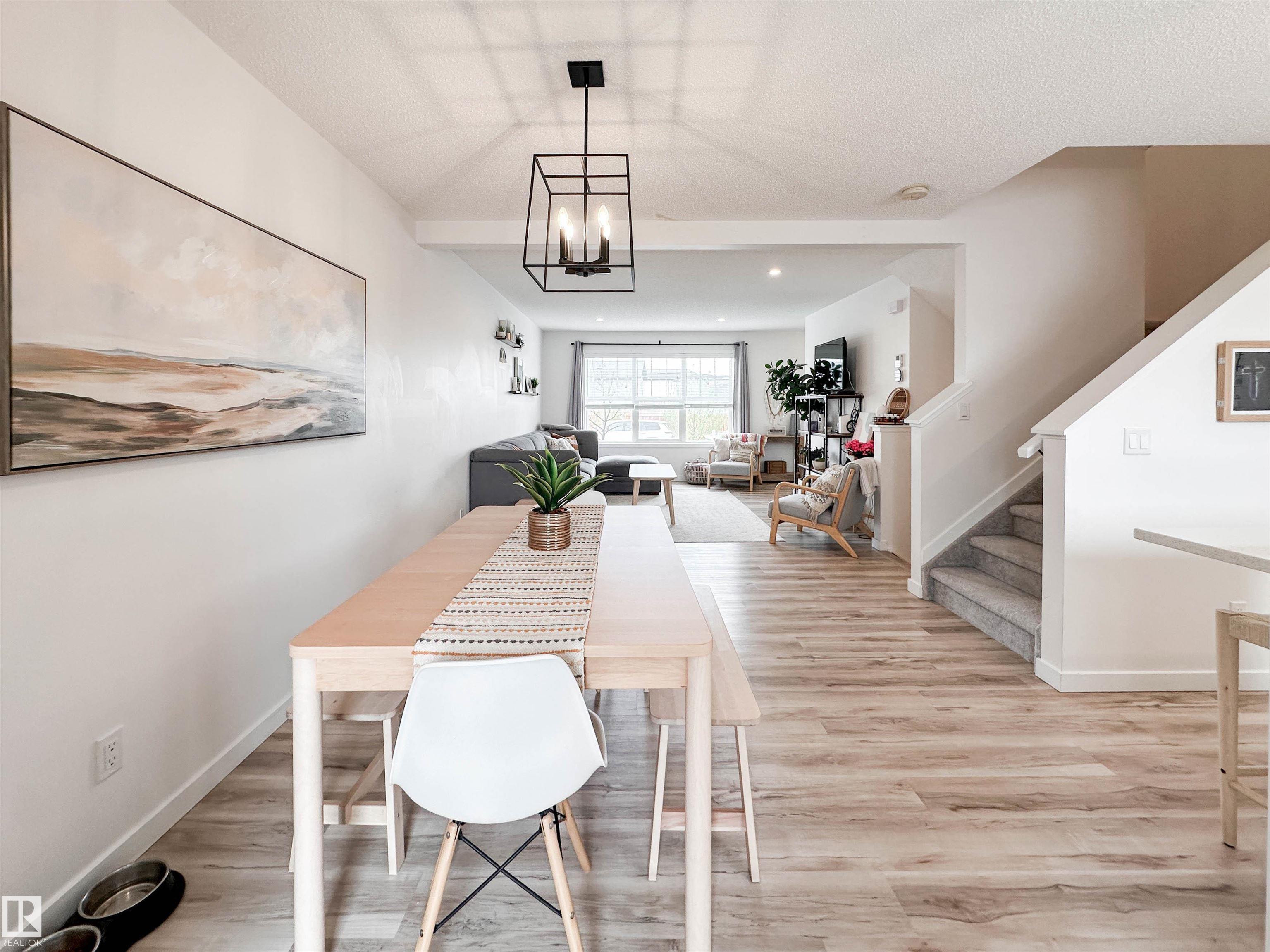 https://zimg.paragon.ice.com/ParagonImages/Property/PM/RAE/225400653/10/0/0/ad756e4e0fbf1300ee5a8b694035ecff/1/f8ae220ca1a31974ee3dafccd763640f/225400653-e613c9f9-caa1-4f4d-bc30-80acfd4a2c08.JPG