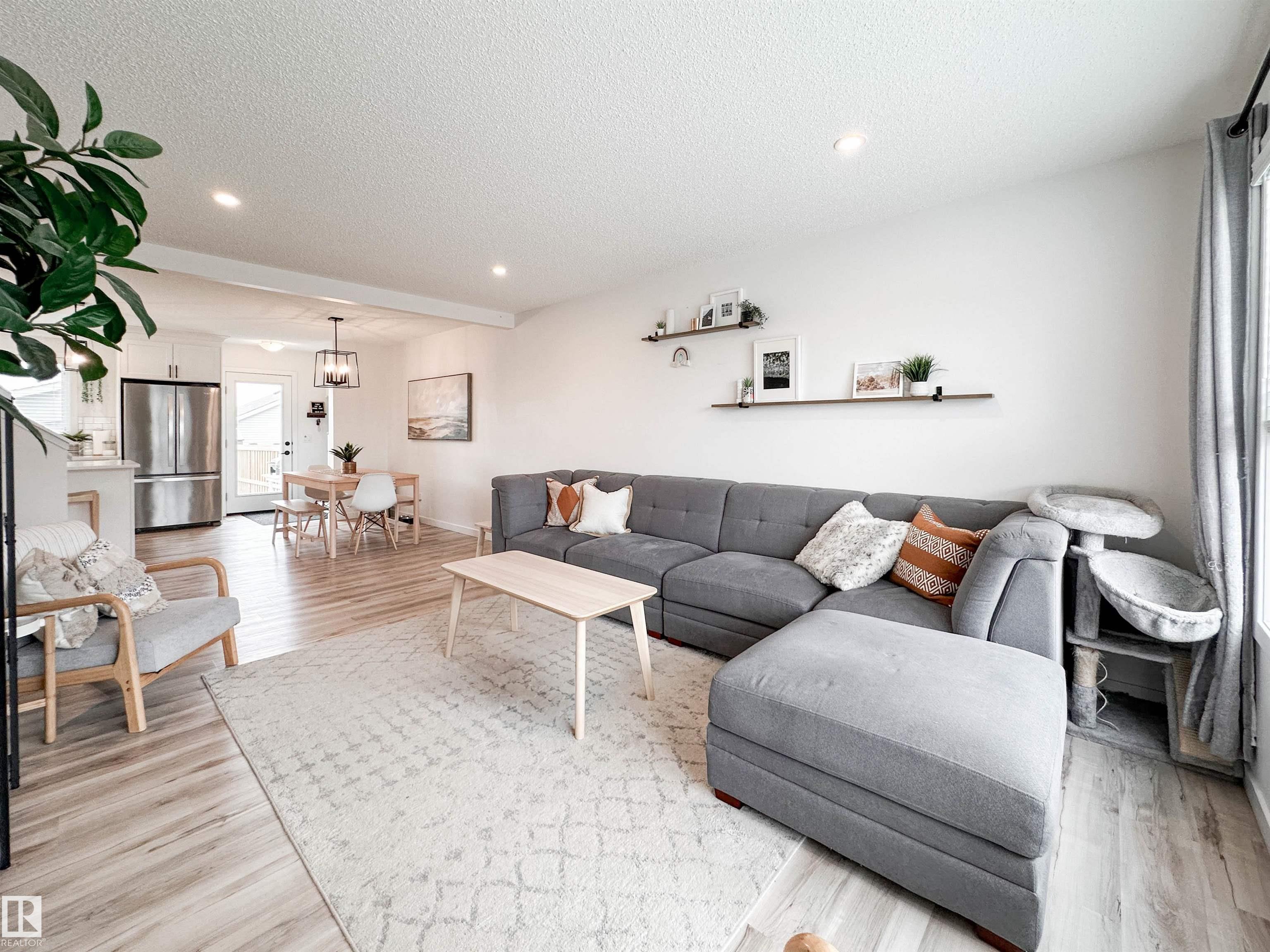 Picture for 21019 130 AV NW