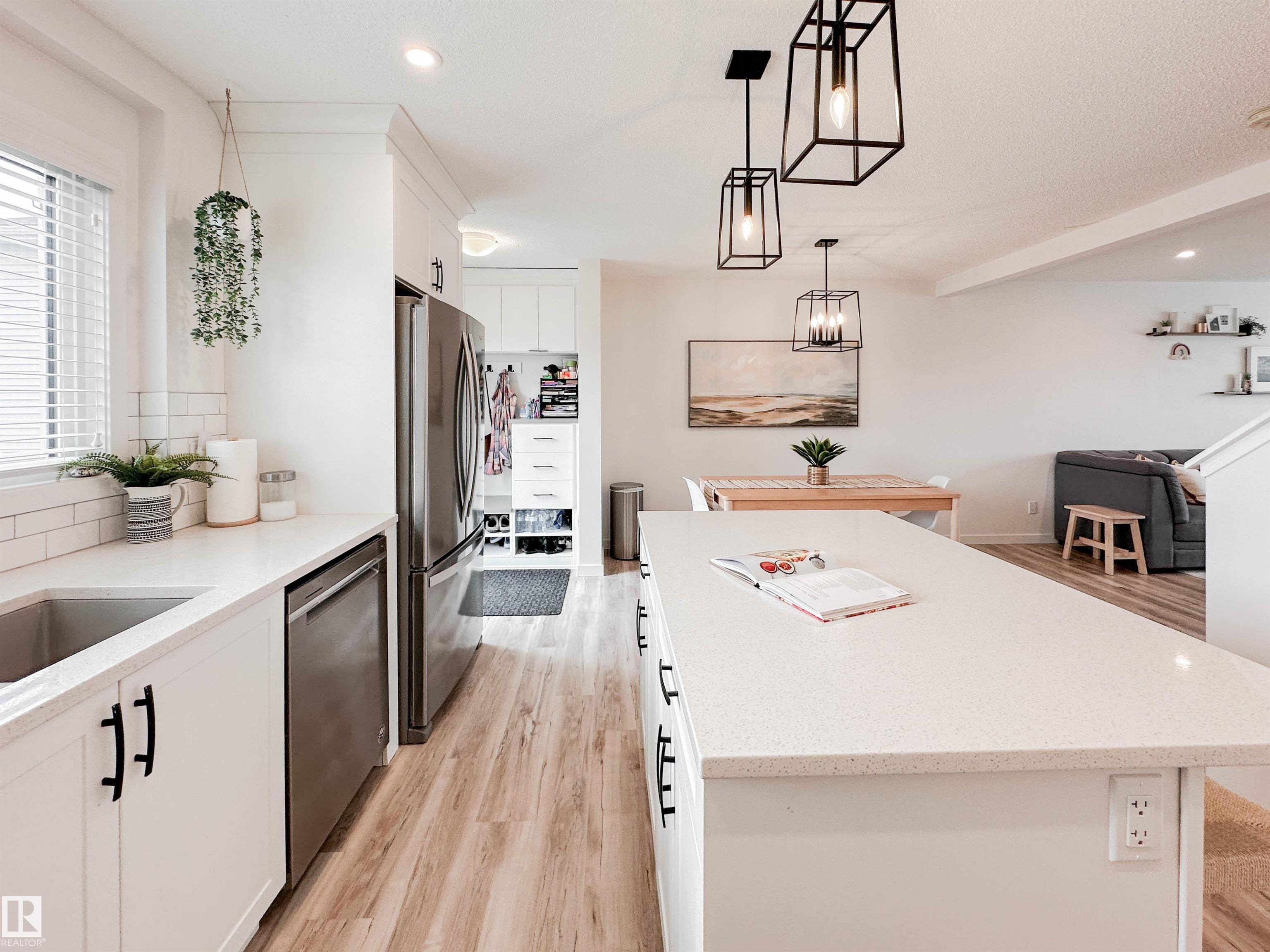 https://zimg.paragon.ice.com/ParagonImages/Property/PM/RAE/225400653/21/0/0/afebe447e173a1d78cb4804f73714b1f/1/f8ae220ca1a31974ee3dafccd763640f/225400653-2df13a14-df4f-4e82-97ad-d00aa8ff898e.JPG