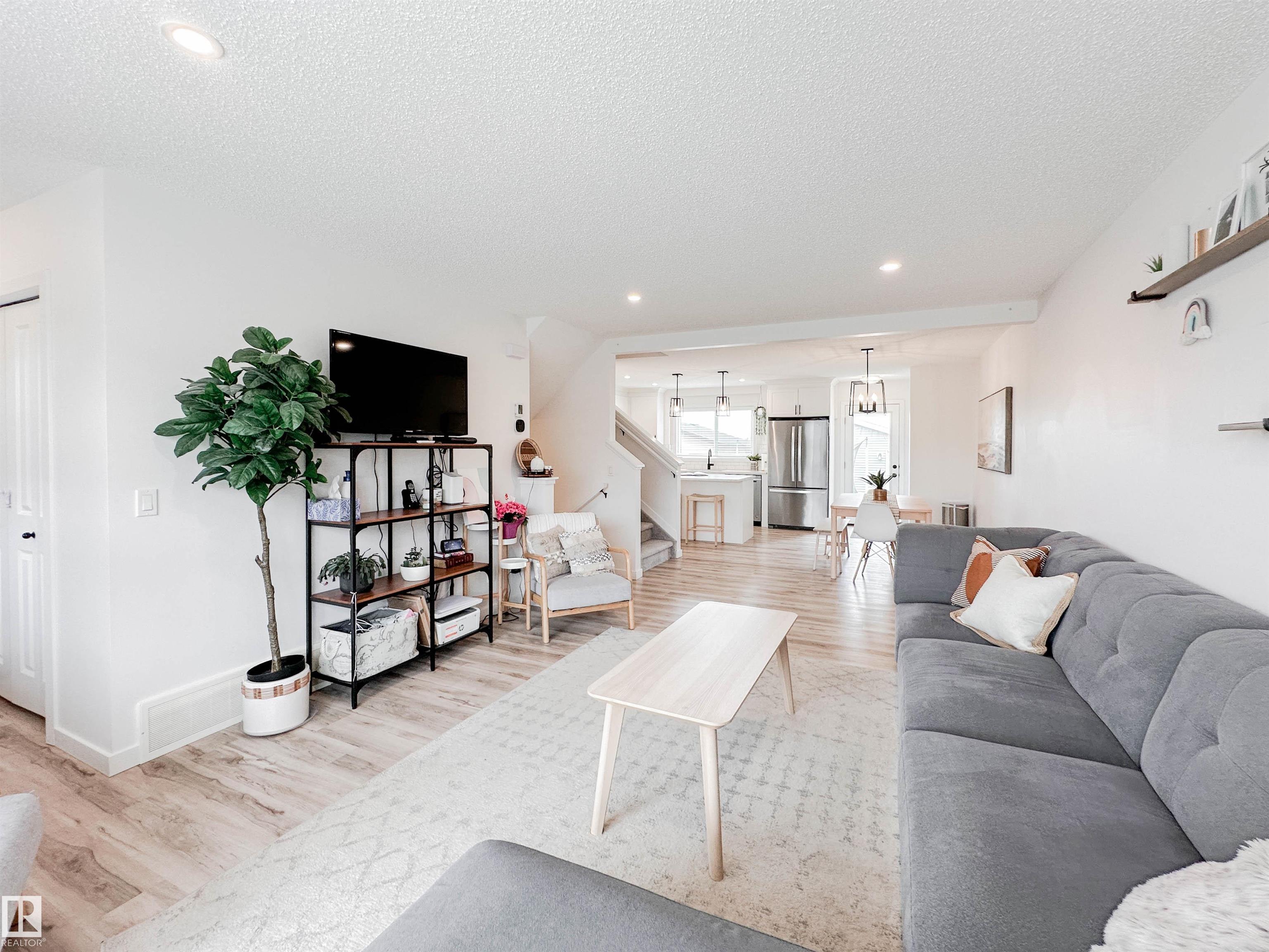Picture for 21019 130 AV NW