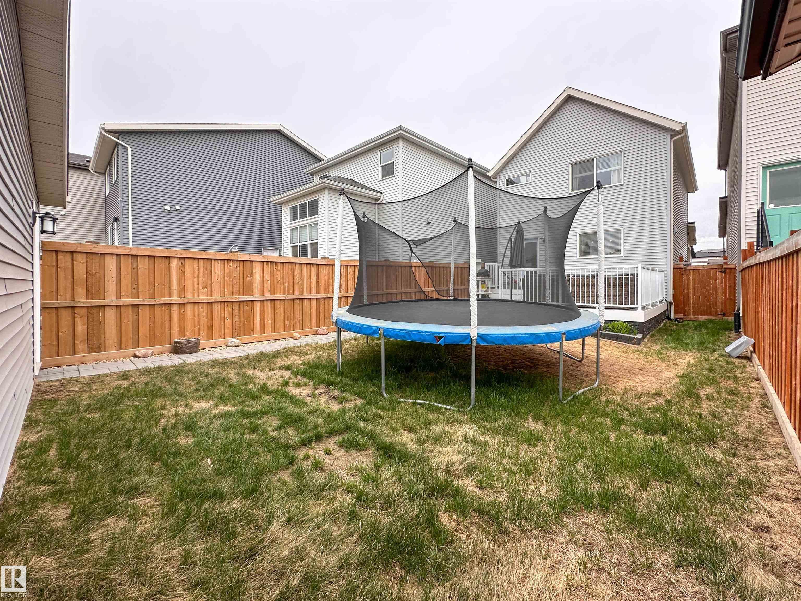 https://zimg.paragon.ice.com/ParagonImages/Property/PM/RAE/225400653/49/0/0/dacde8c846d023c21a048b6c70e73186/1/f8ae220ca1a31974ee3dafccd763640f/225400653-271b9e39-abf3-4bc7-aa24-b957e407aa27.JPG
