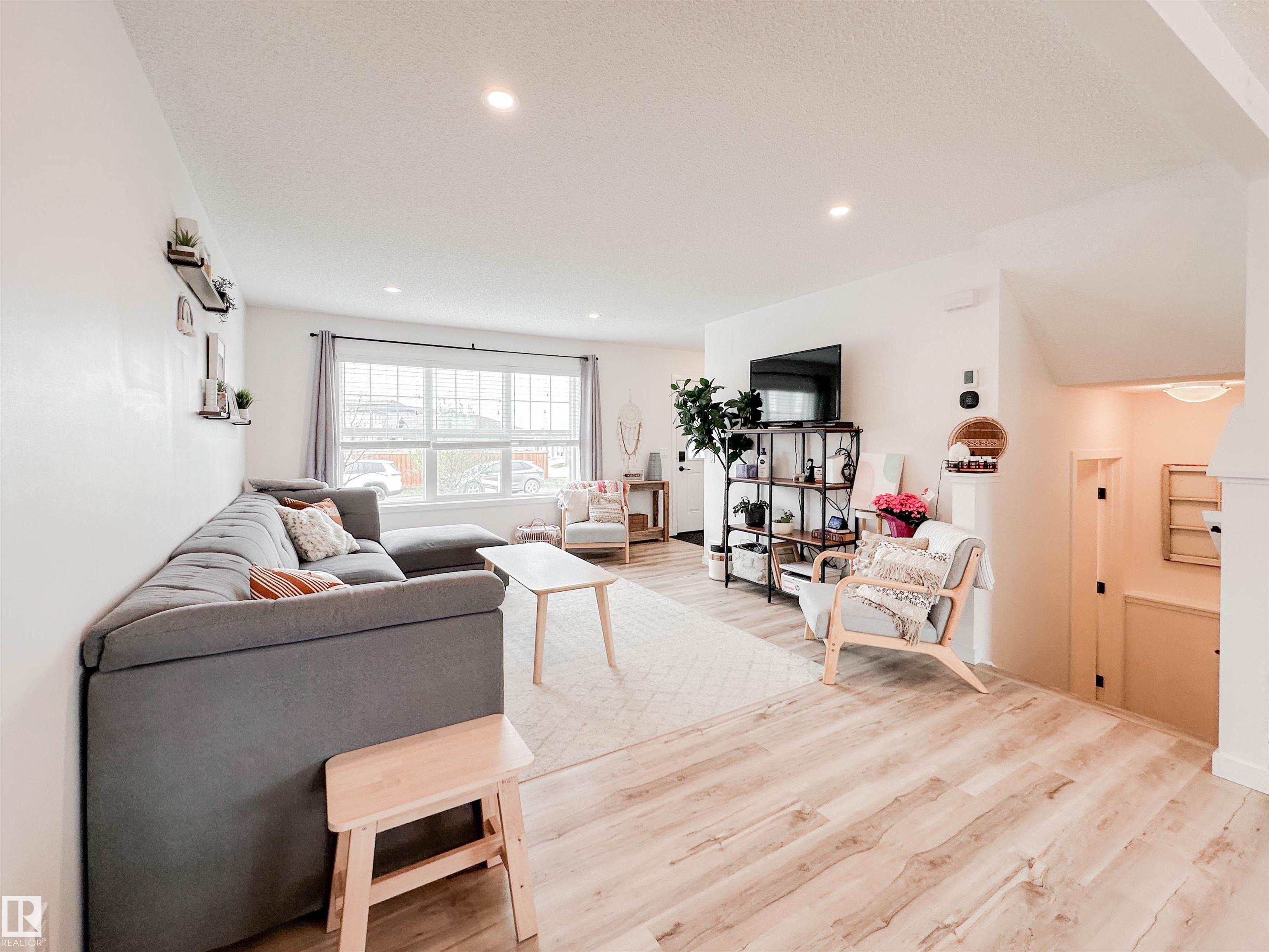 Picture for 21019 130 AV NW
