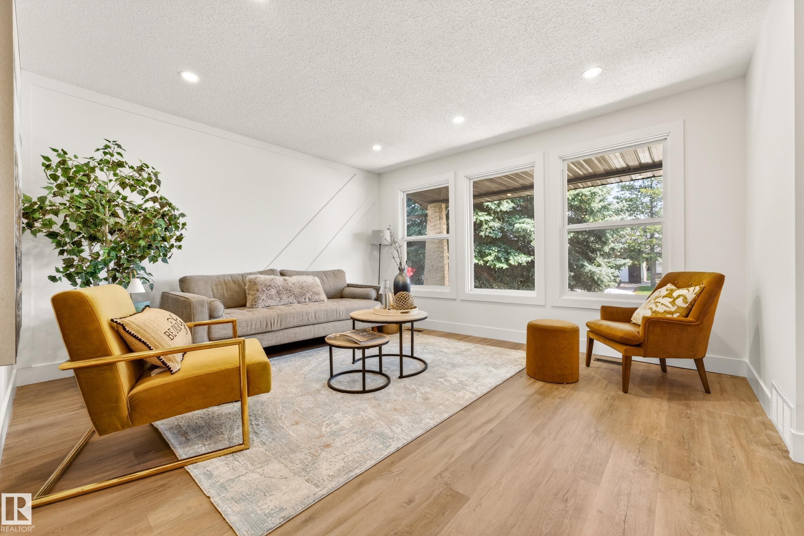 Photo 13 at 17312 108 Street NW, Baturyn, Edmonton