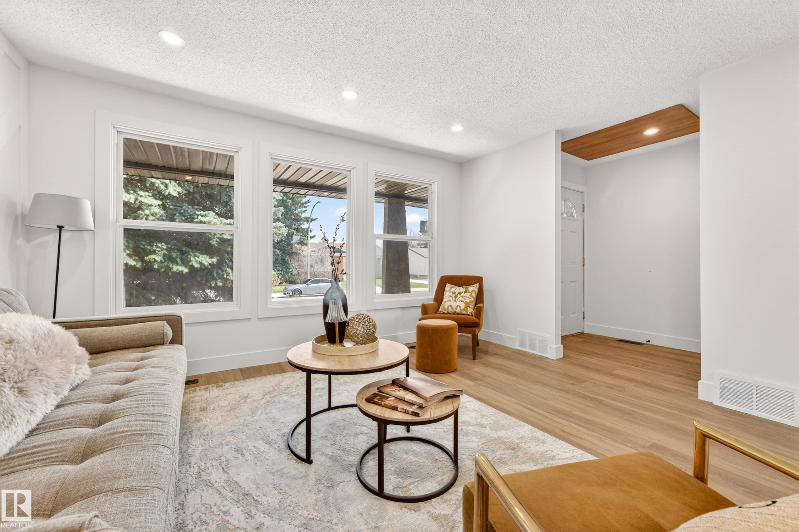 Photo 14 at 17312 108 Street NW, Baturyn, Edmonton