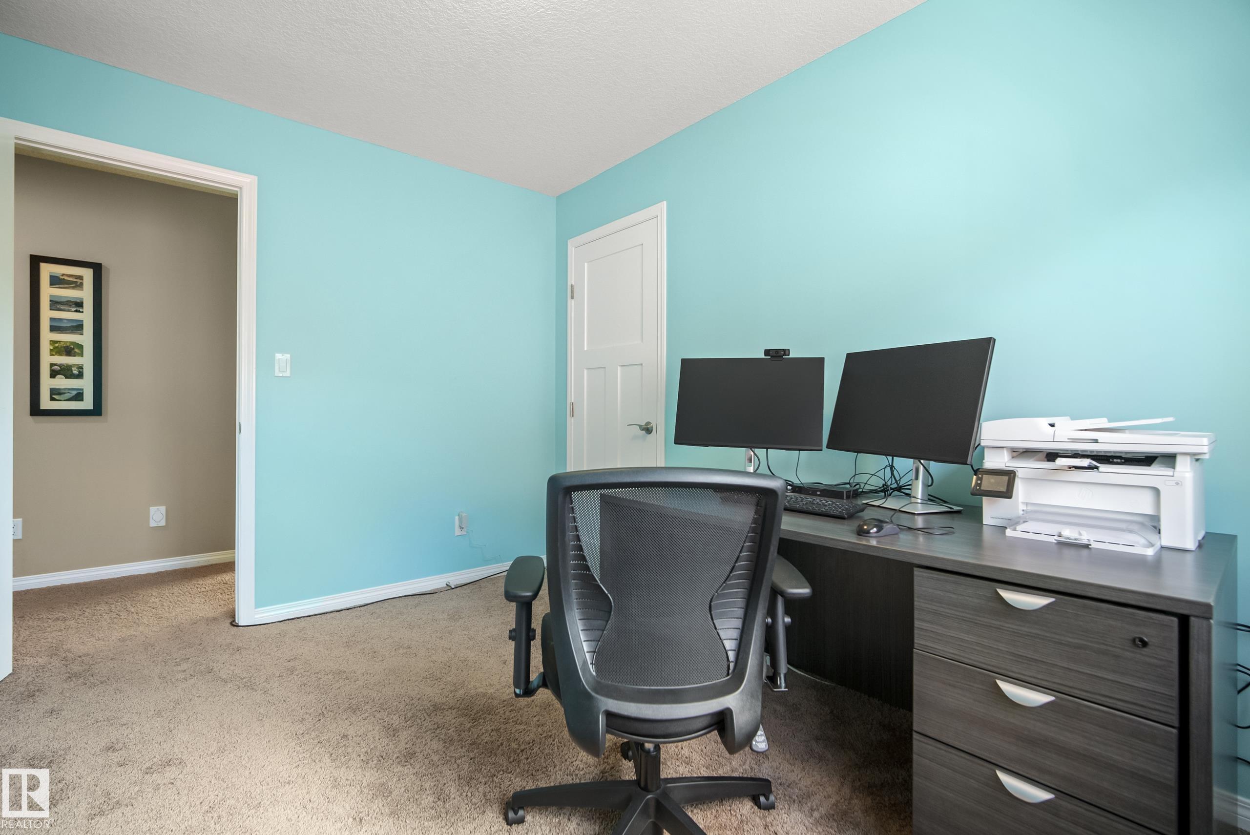 https://zimg.paragon.ice.com/ParagonImages/Property/PM/RAE/225400659/34/0/0/ba812488e85b093cce141060ee07fe34/1/3f42c83c317035563c97f40f98c02a69/225400659-de7f19b9-a5c9-4060-b478-4a5524b2824c.JPG
