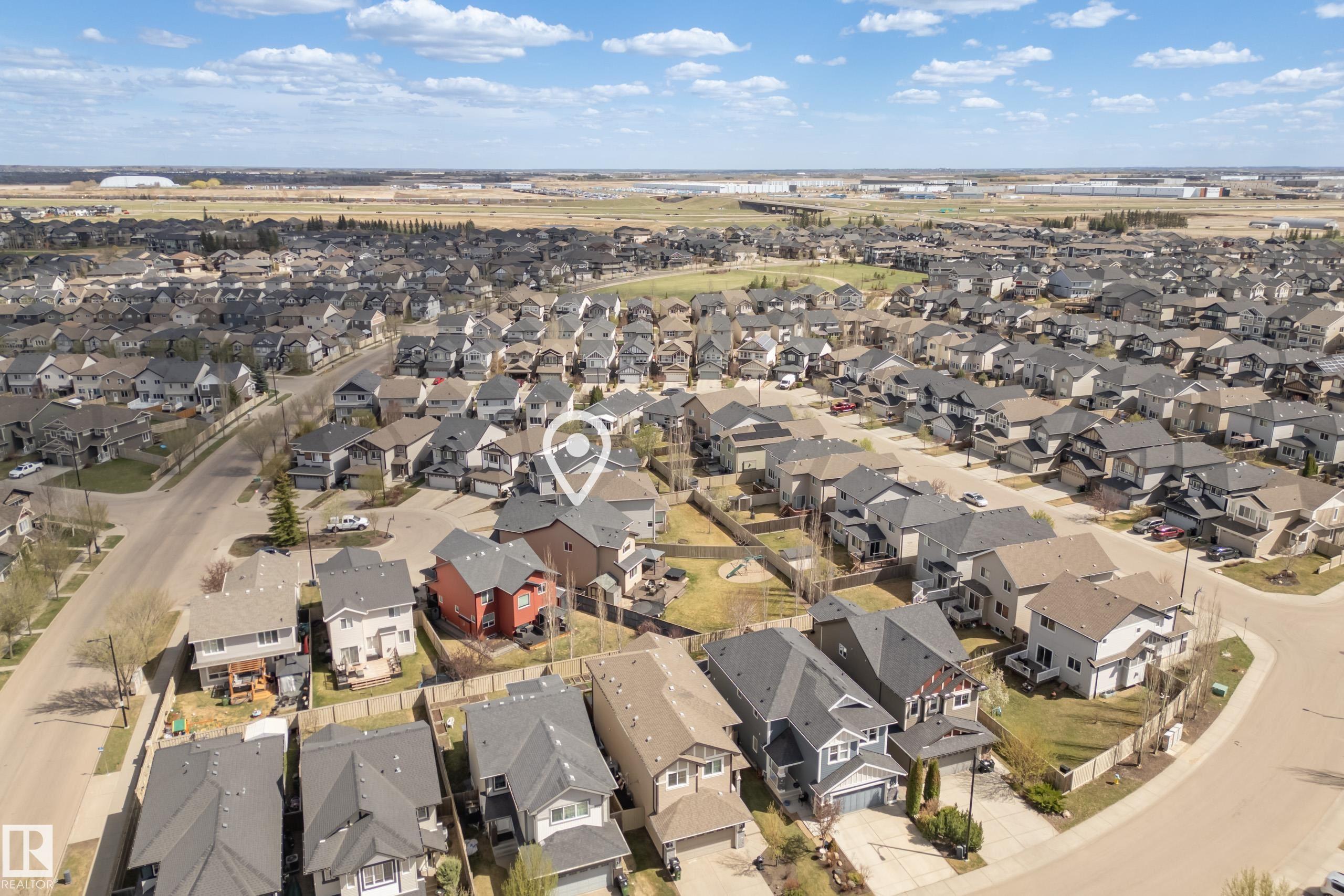 https://zimg.paragon.ice.com/ParagonImages/Property/PM/RAE/225400659/58/0/0/68047e7f872d36fe386f6cea014fcff8/1/3f42c83c317035563c97f40f98c02a69/225400659-c6f9b89b-31ff-440d-b86f-c693fd4bf9de.JPG