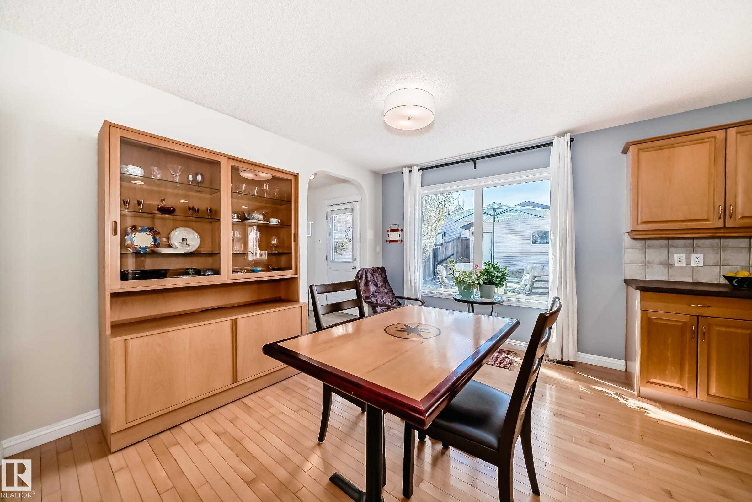 Photo 11 at 5333 Terwillegar Boulevard NW, South Terwillegar, Edmonton