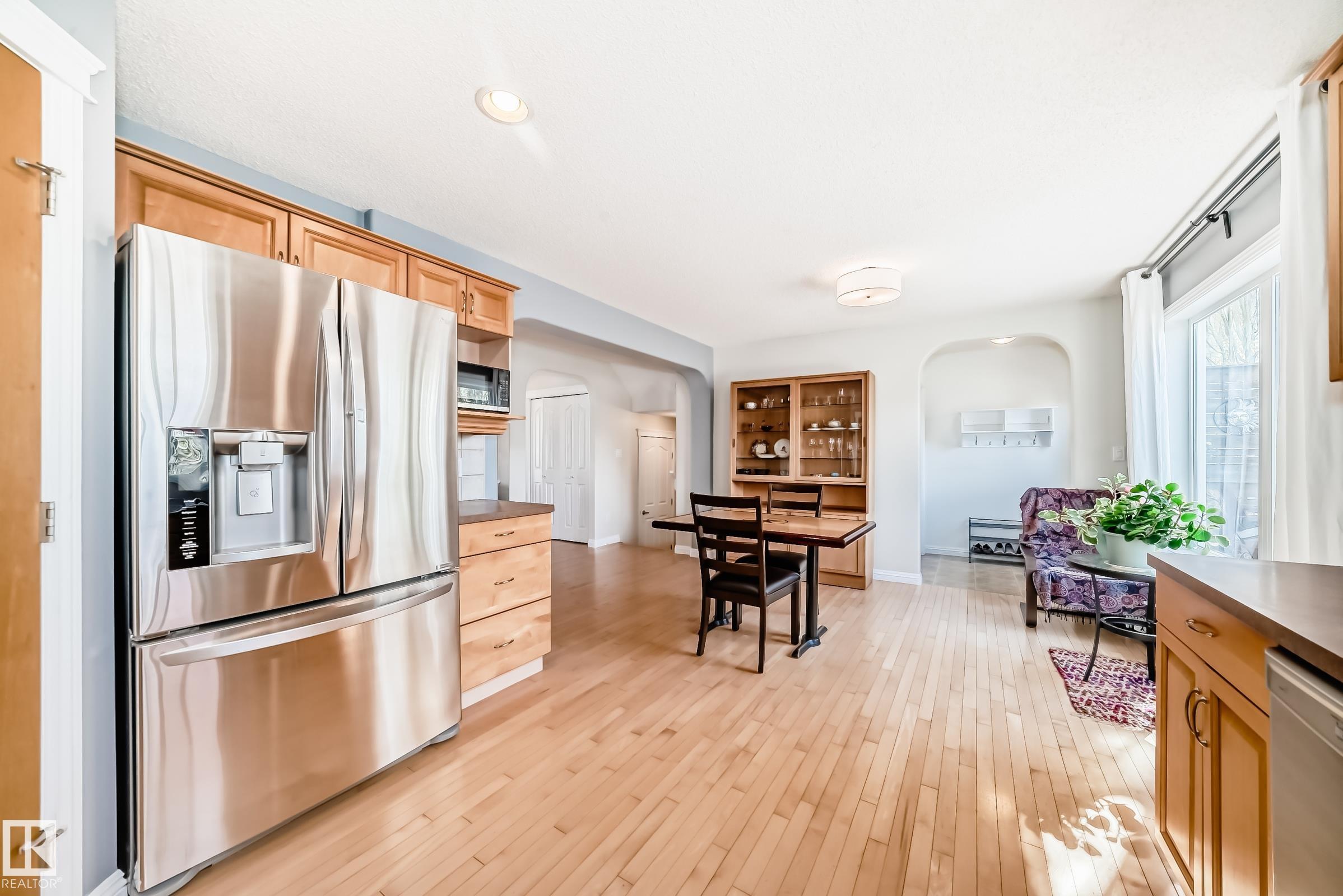 Photo 9 at 5333 Terwillegar Boulevard NW, South Terwillegar, Edmonton