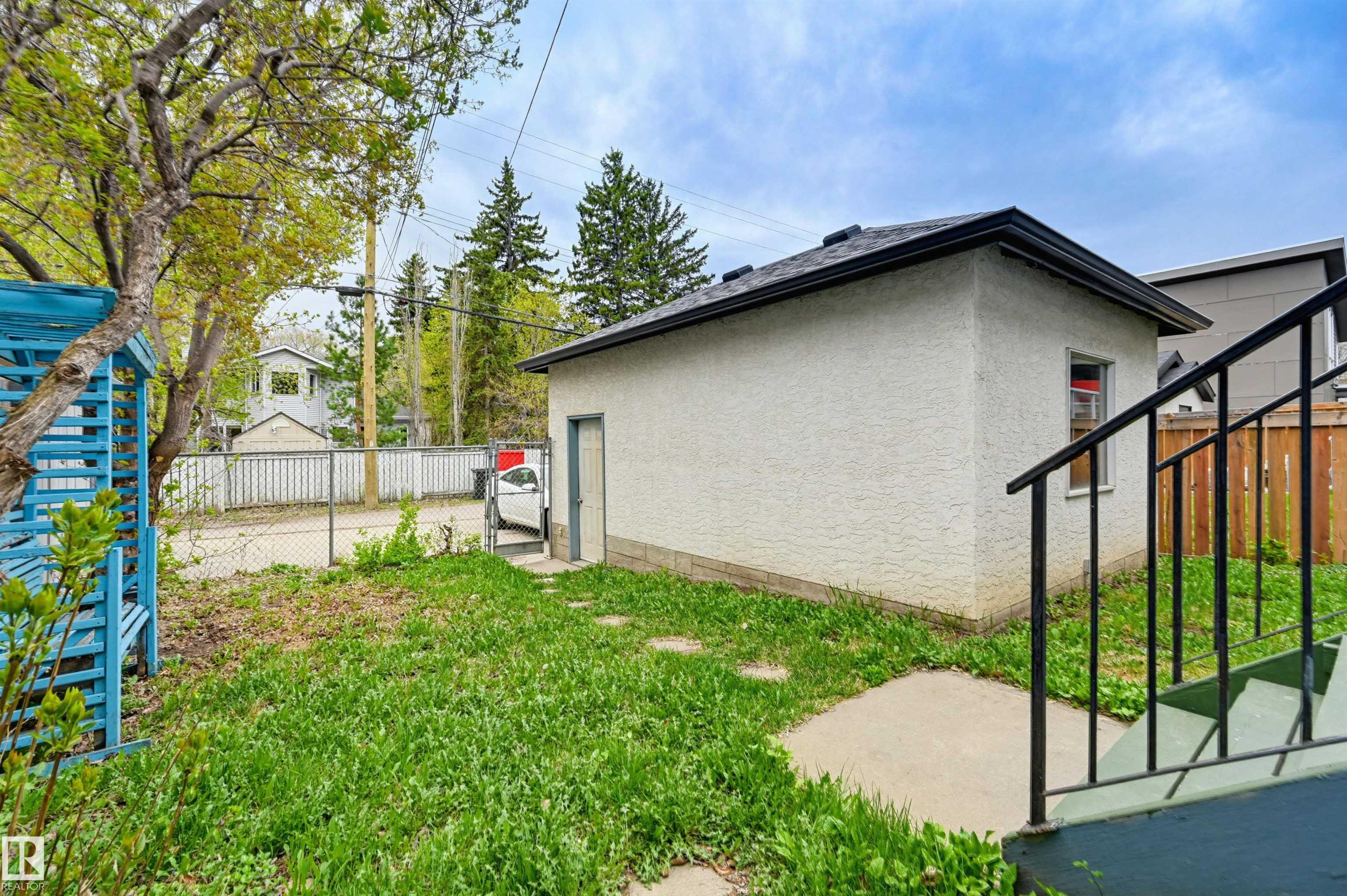 https://zimg.paragon.ice.com/ParagonImages/Property/PM/RAE/225400668/34/0/0/de251de0ea1988e89d5f34d77d809fc4/1/a3b4b808165de754cf694df5ba050740/225400668-0fa3698a-4e44-41a6-a5fa-83867a2a298e.JPG