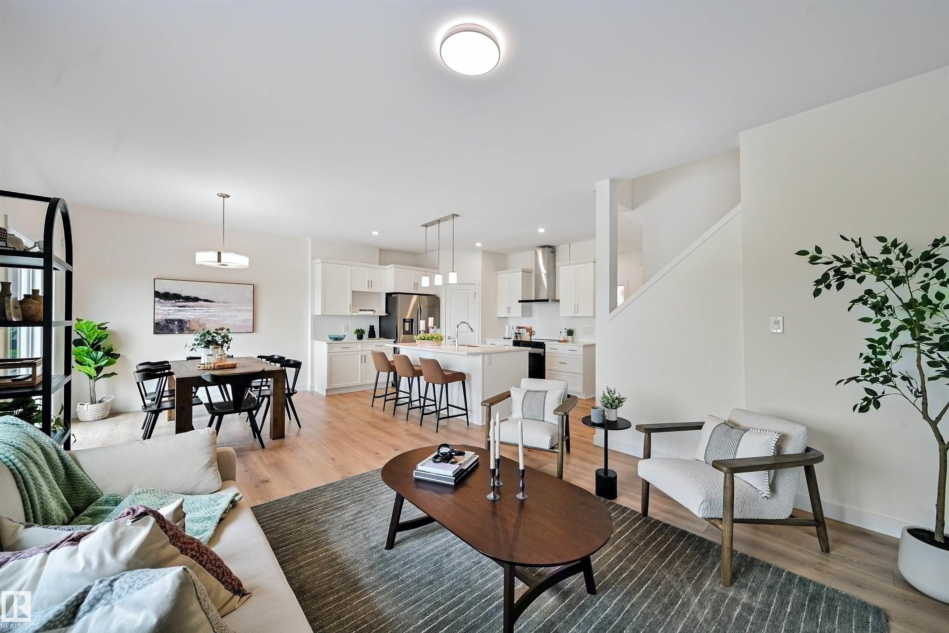 https://zimg.paragon.ice.com/ParagonImages/Property/PM/RAE/225400671/7/0/0/1ded05d9c37c0340fac8f9ea7b499190/1/6157f5a388ce8e3d5f6de50c37cc094b/225400671-F53A8A5C-2B7E-4D36-847A-E5145F2A7A35.JPG