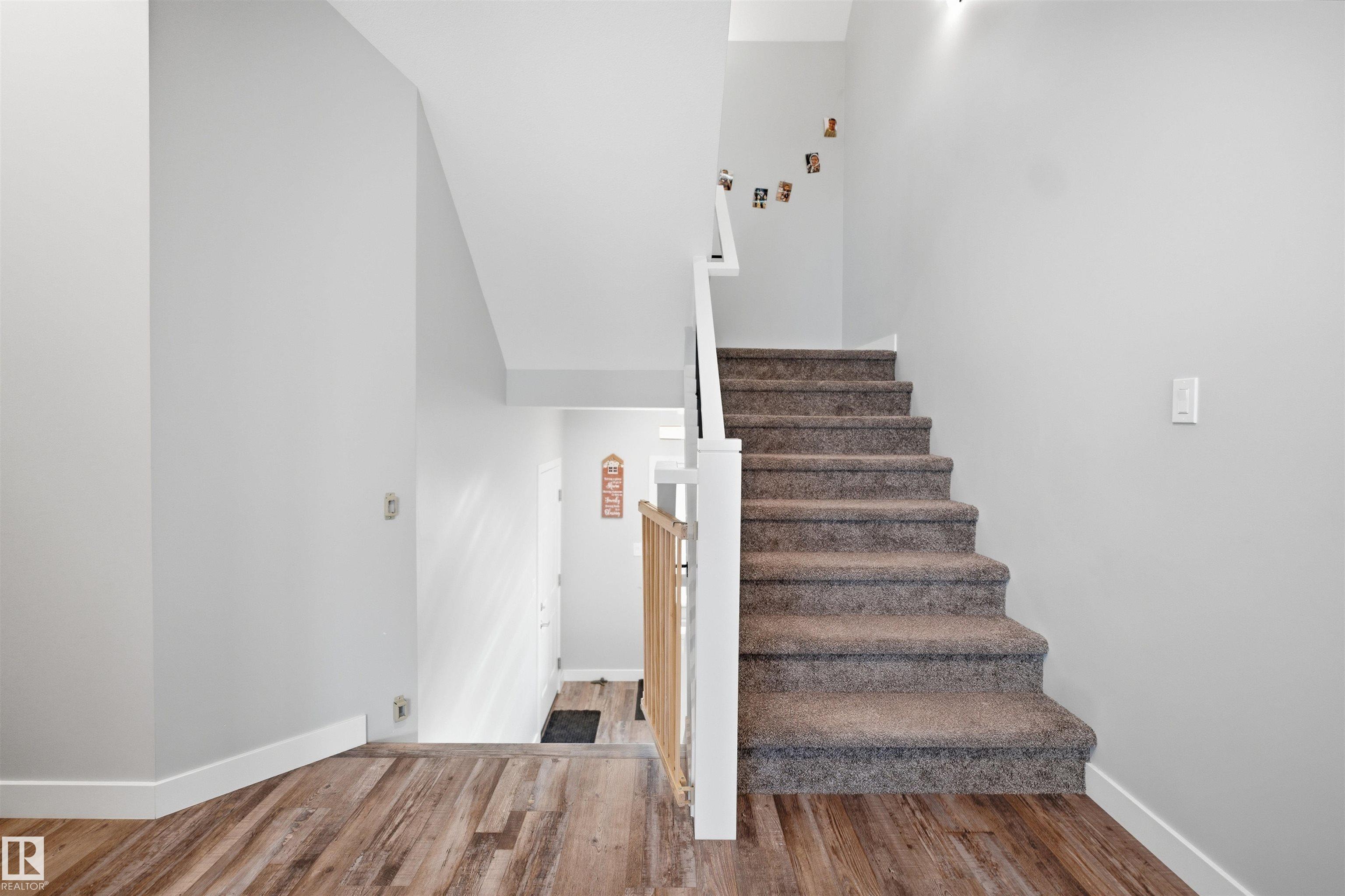 https://zimg.paragon.ice.com/ParagonImages/Property/PM/RAE/225400672/16/0/0/1a7435d6a50ba7dc43bed4f45686b66f/1/de4a514dd706265c72cd4b7d76d933a6/225400672-a99bf65b-17b9-46a1-a945-0aa33330be42.JPG