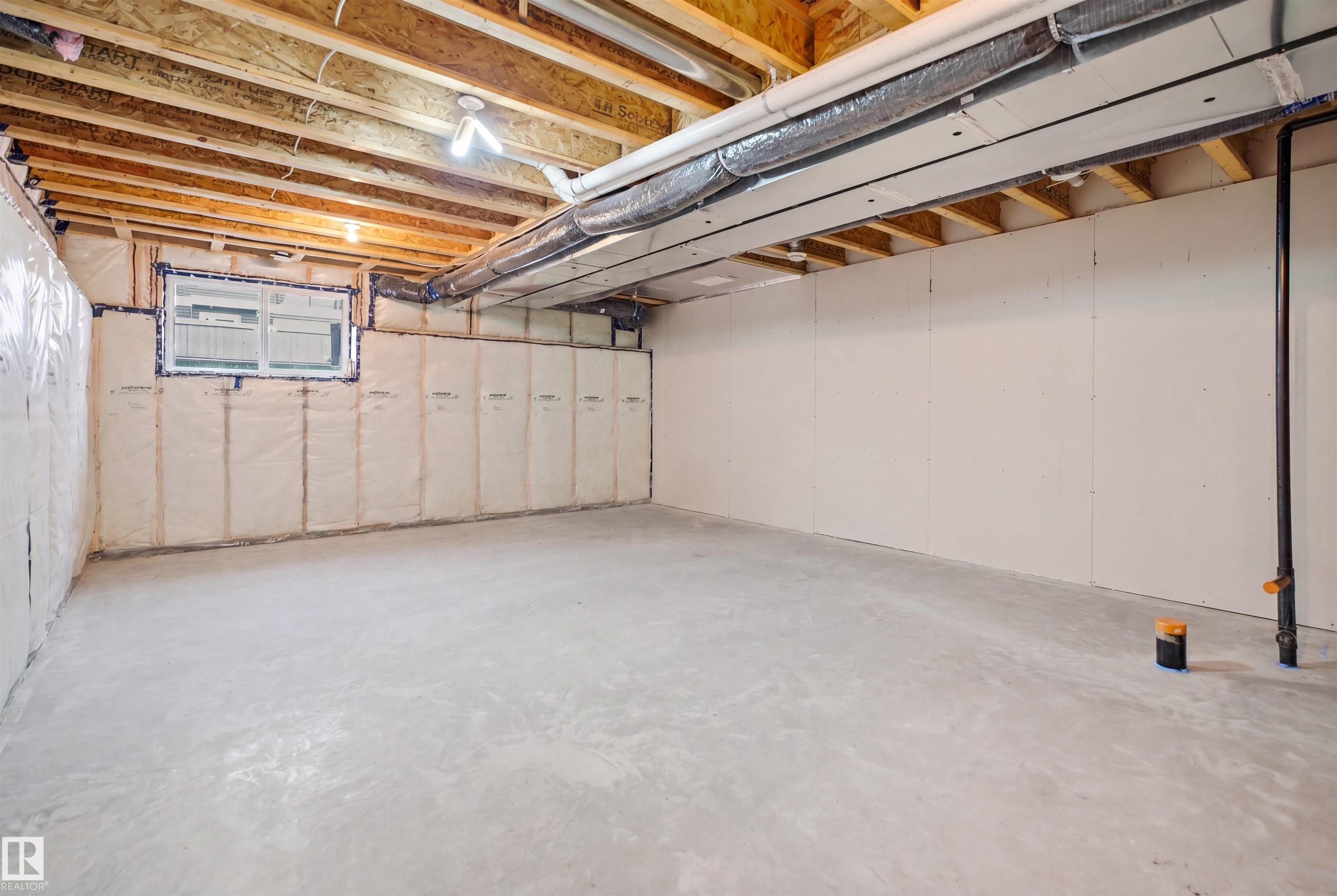 https://zimg.paragon.ice.com/ParagonImages/Property/PM/RAE/225400672/39/0/0/e3deaf4db618745b228cef424f291a52/1/de4a514dd706265c72cd4b7d76d933a6/225400672-499500ea-7c12-46a5-af31-d3454c5cd6ba.JPG
