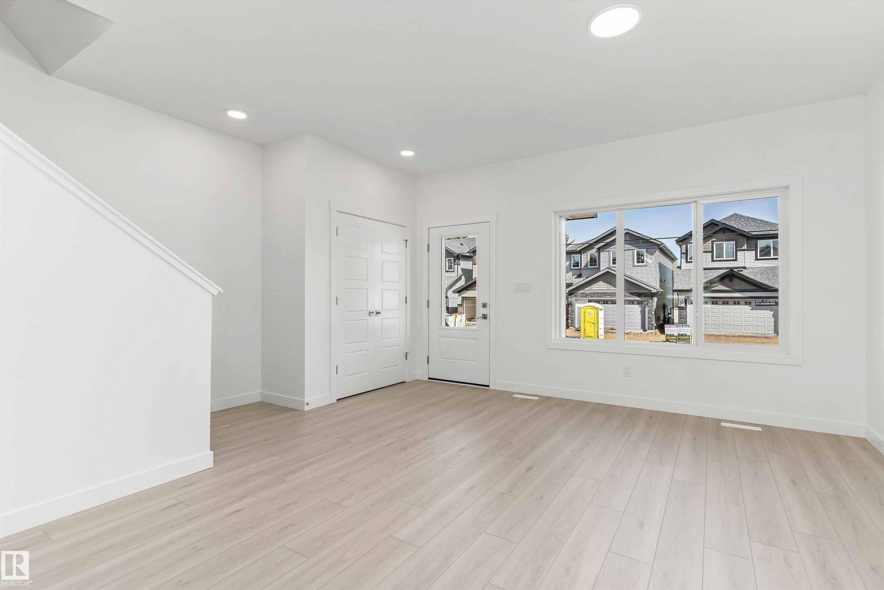 Photo 6 at 20623 43 Avenue NW, Edgemont, Edmonton