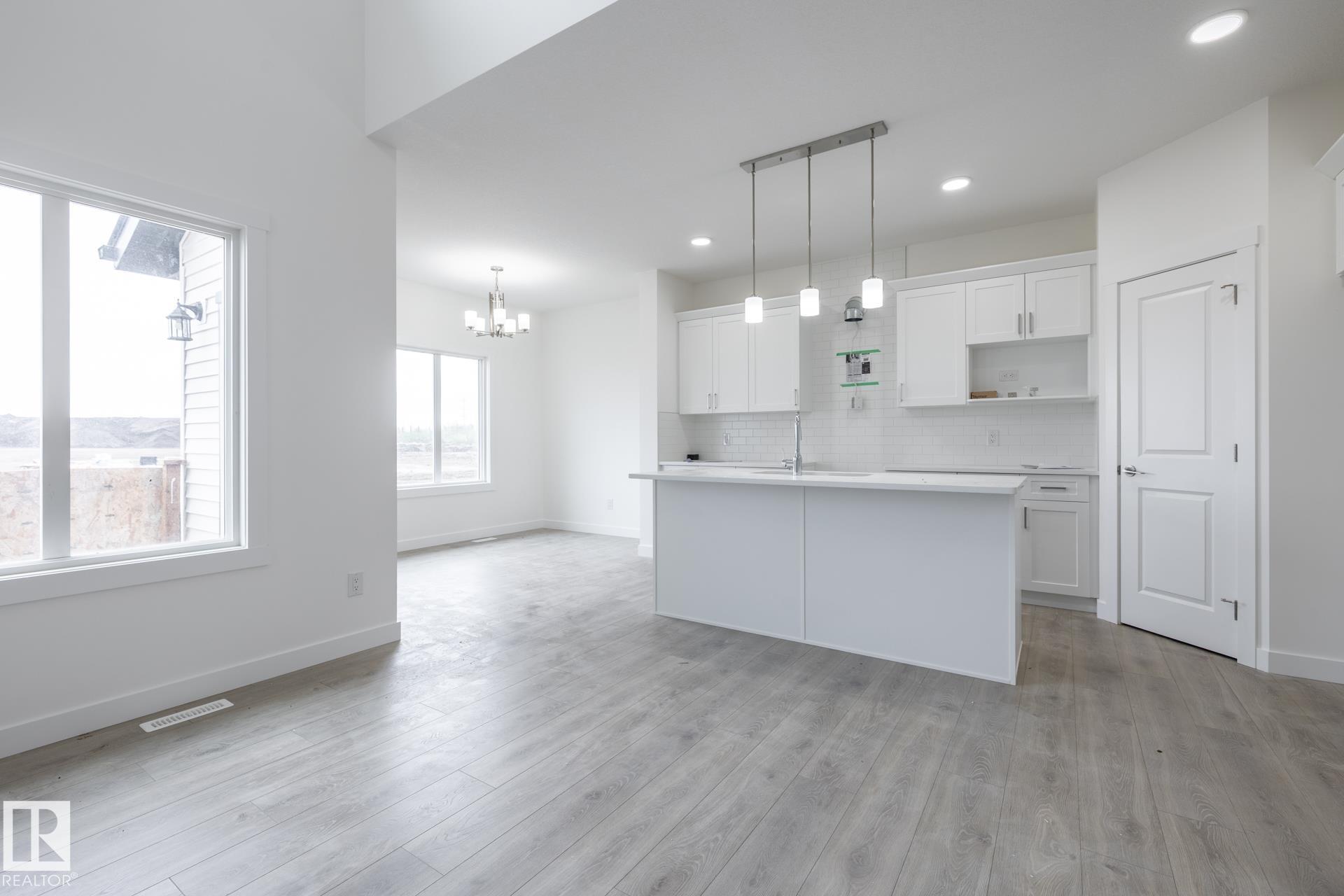 Picture for 319 157 AV NE