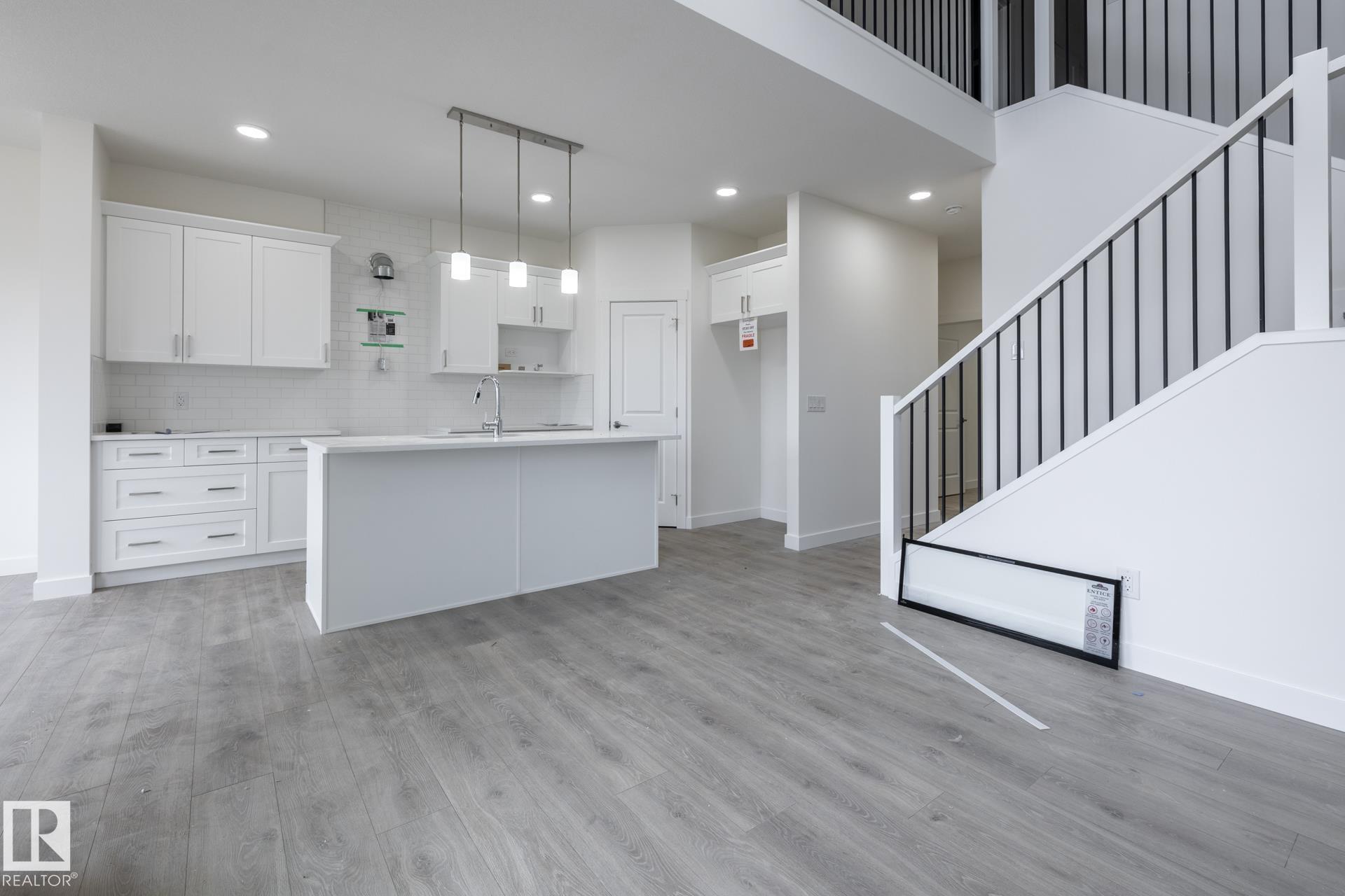 Picture for 319 157 AV NE