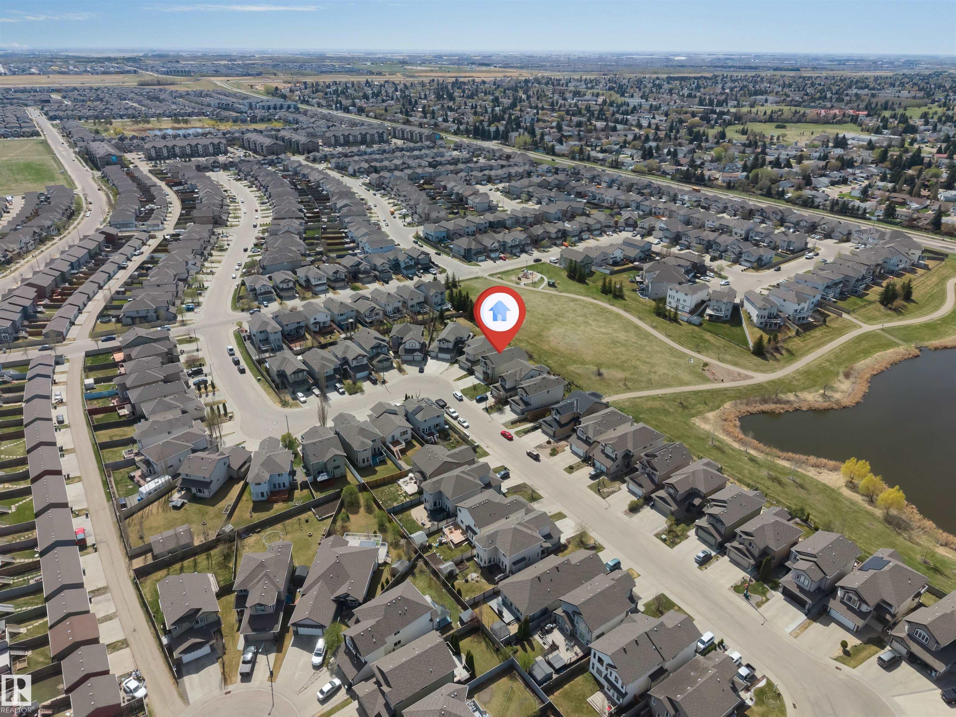 https://zimg.paragon.ice.com/ParagonImages/Property/PM/RAE/225400681/13/0/0/9579e4f874900fa1cb4942ba6b165539/1/496ec35367591401a3ca016415ee36e5/225400681-e9f53a9e-08fa-4aab-81d2-a4fe6d3aa5ac.JPG