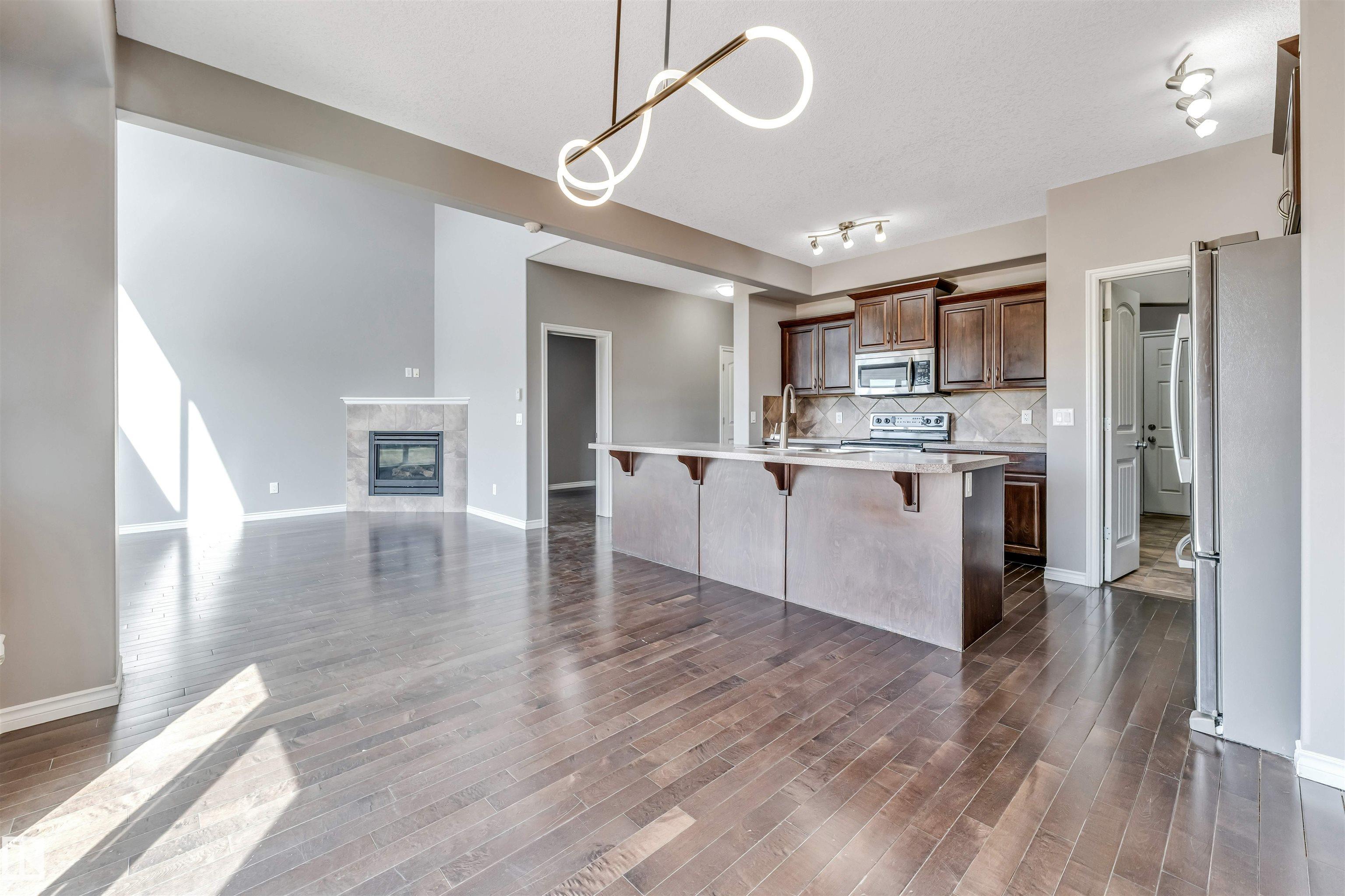 https://zimg.paragon.ice.com/ParagonImages/Property/PM/RAE/225400681/29/0/0/8d55d0e9c0ca5183fbaca6b192db1c68/1/496ec35367591401a3ca016415ee36e5/225400681-8fd99d80-9ebb-4929-8a41-e0d967007552.JPG
