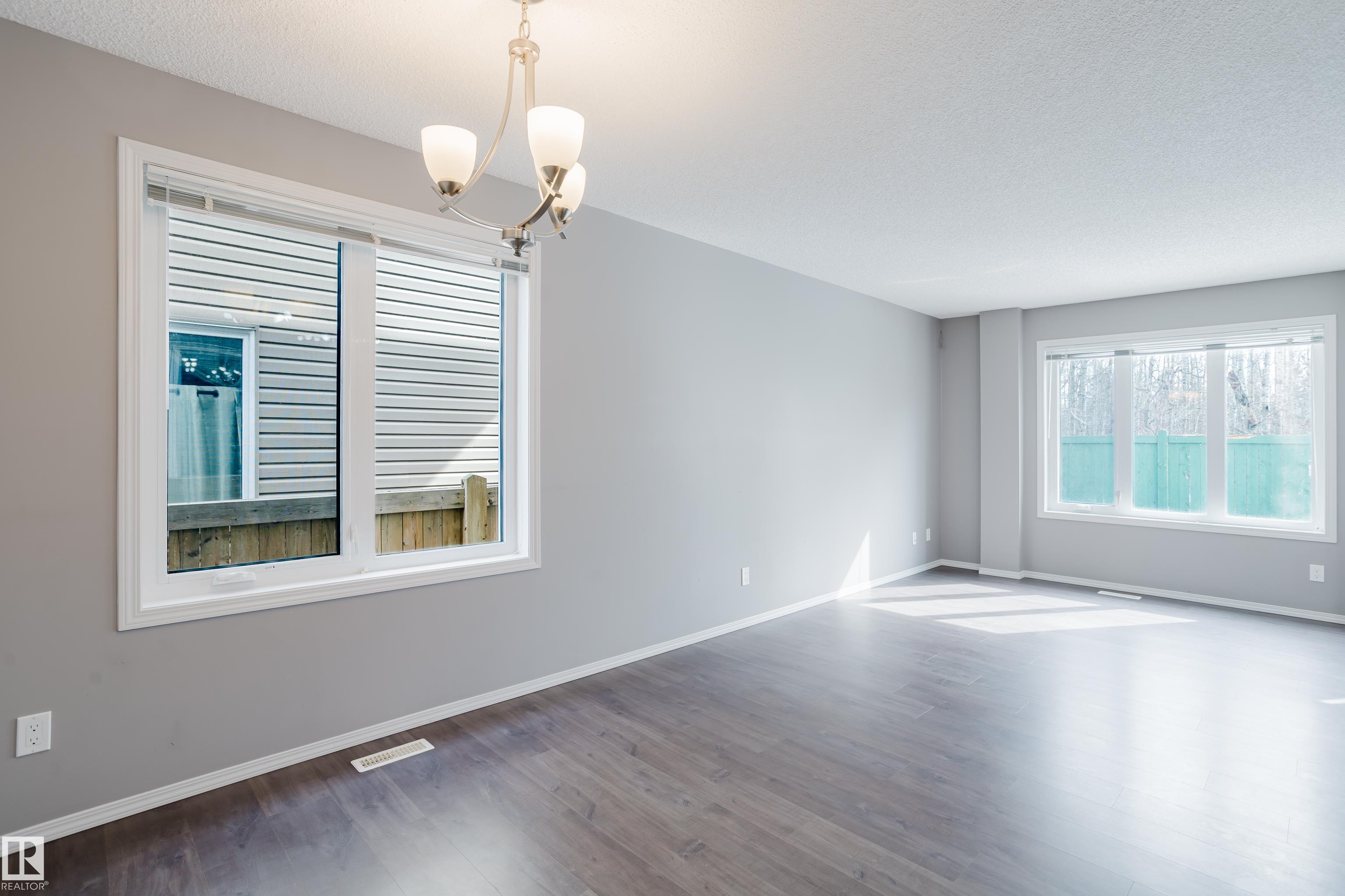 Photo 17 at 14007 164 Avenue NW, Carlton, Edmonton