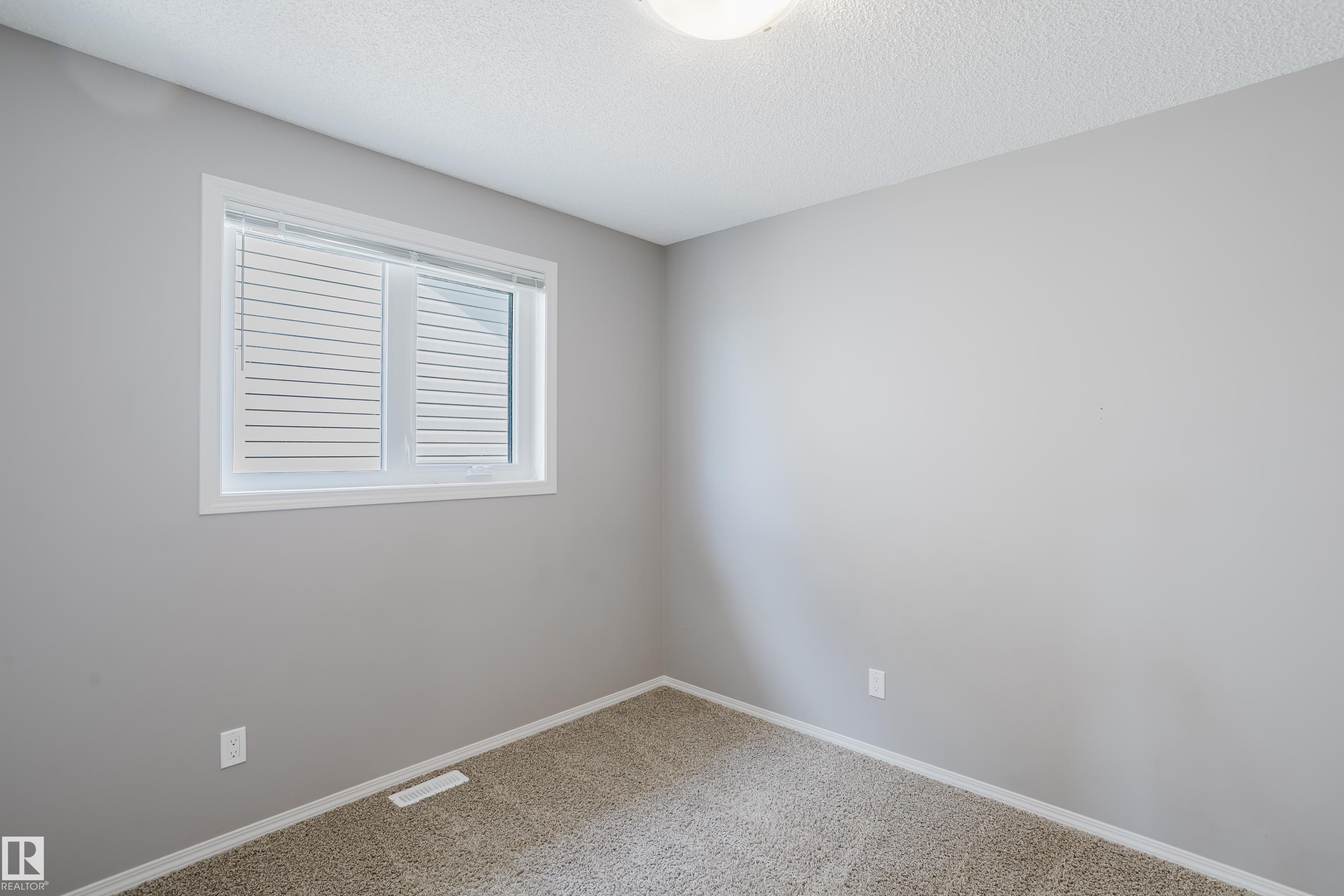 Photo 36 at 14007 164 Avenue NW, Carlton, Edmonton