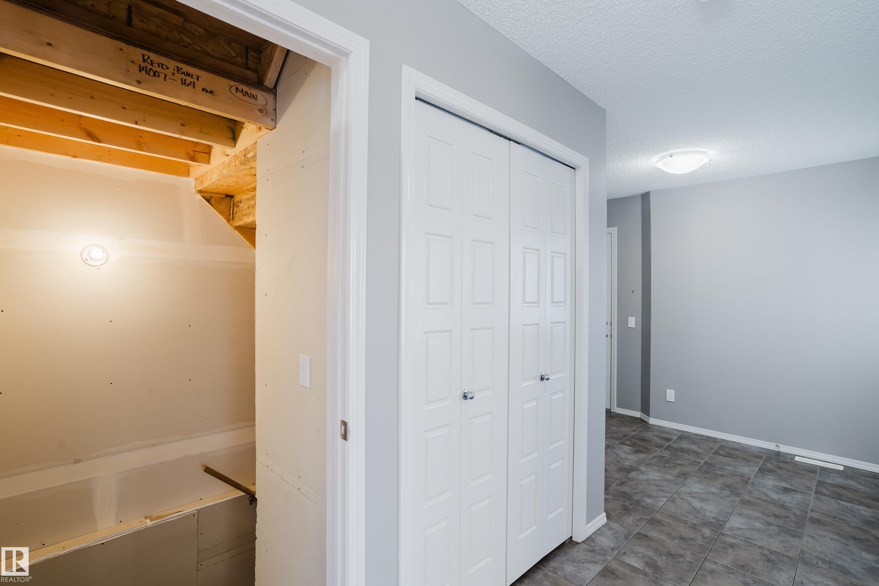 Photo 45 at 14007 164 Avenue NW, Carlton, Edmonton