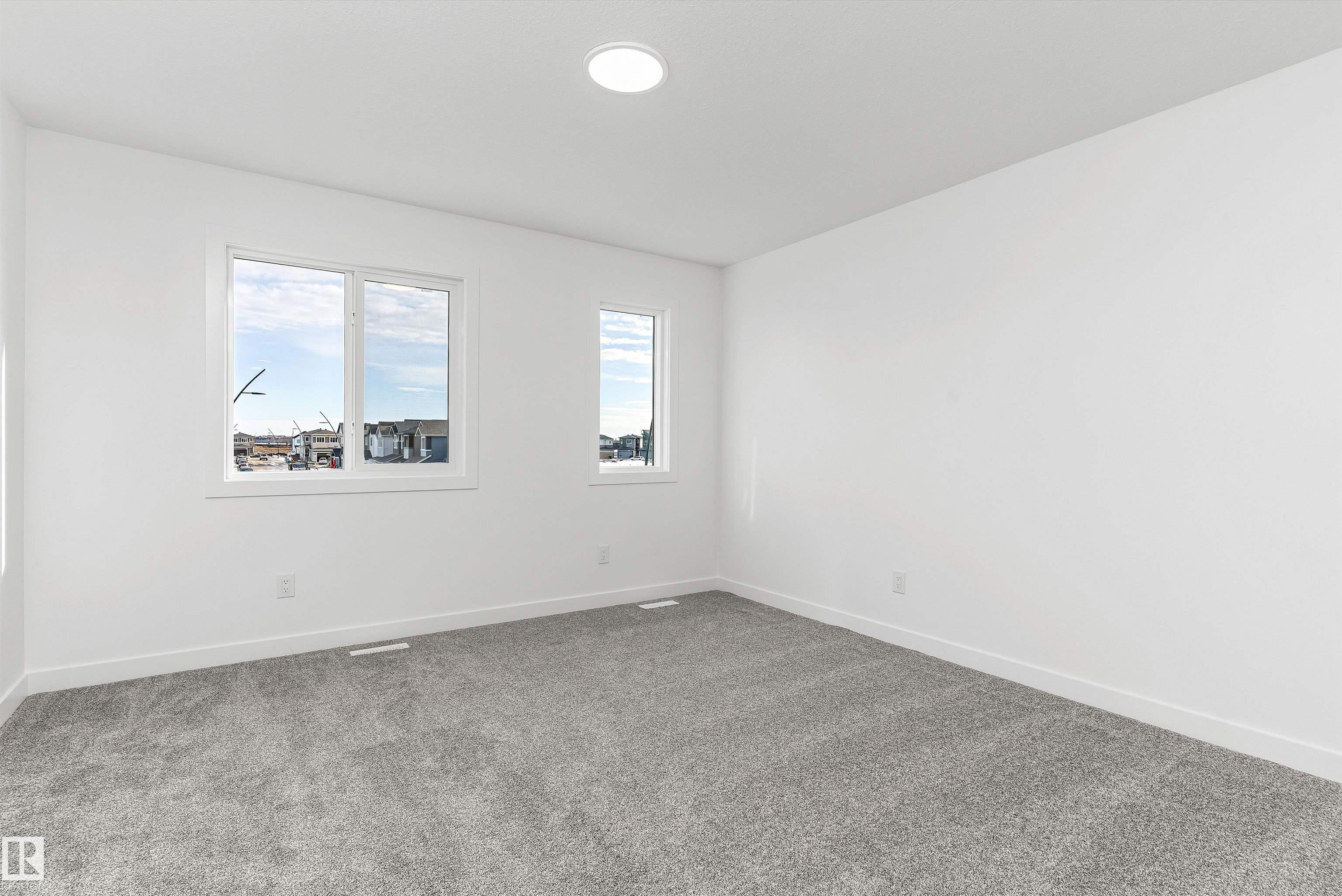 https://zimg.paragon.ice.com/ParagonImages/Property/PM/RAE/225400687/17/0/0/4187fd171ff0874214c1efe99144eabb/1/61786500bf386e88b4b2e928015c4137/225400687-2106ea99-bc3e-42a4-9f4f-160cb4992e9e.JPG