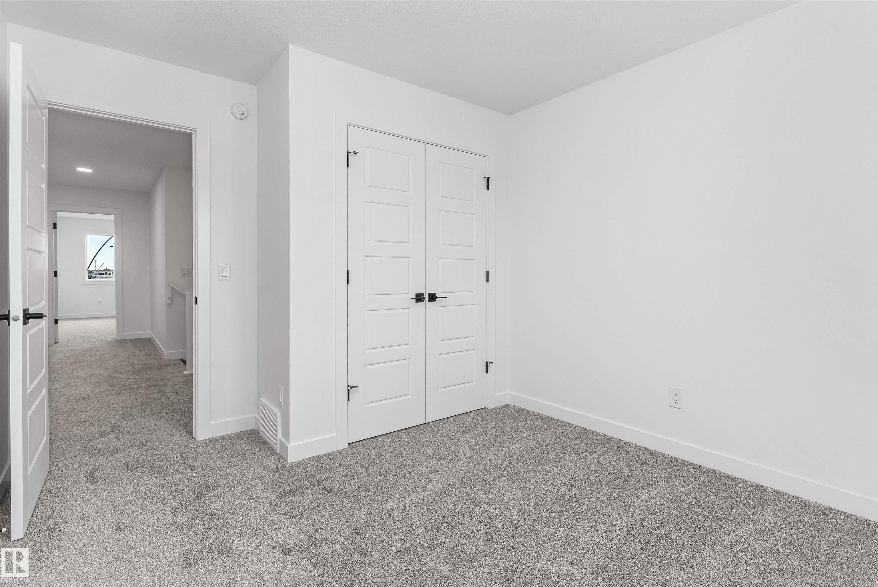 https://zimg.paragon.ice.com/ParagonImages/Property/PM/RAE/225400687/26/0/0/814f0b3be4857f60270a44bbda192de5/1/61786500bf386e88b4b2e928015c4137/225400687-c2be9a46-4035-4ae6-afd3-f860fda70ec6.JPG