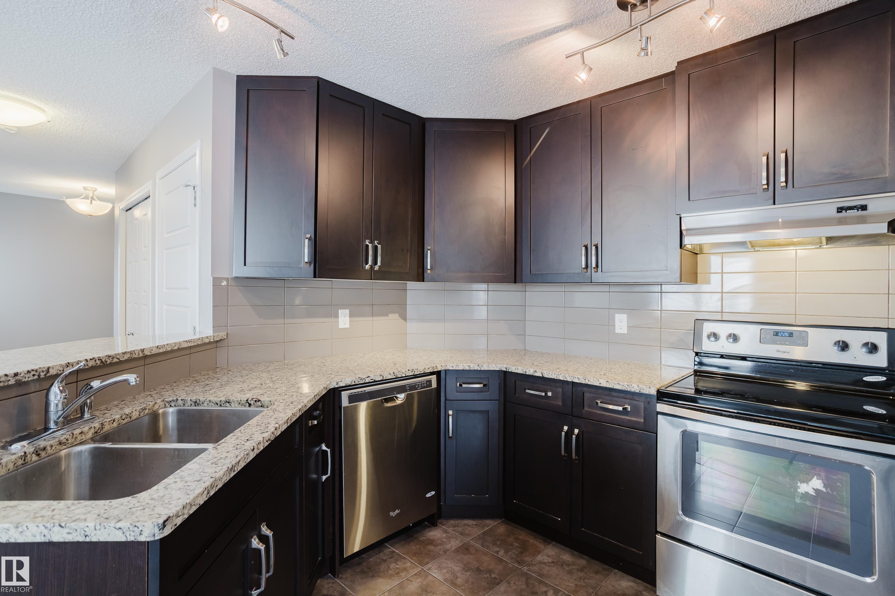 14009 164 Avenue NW, Carlton, Edmonton