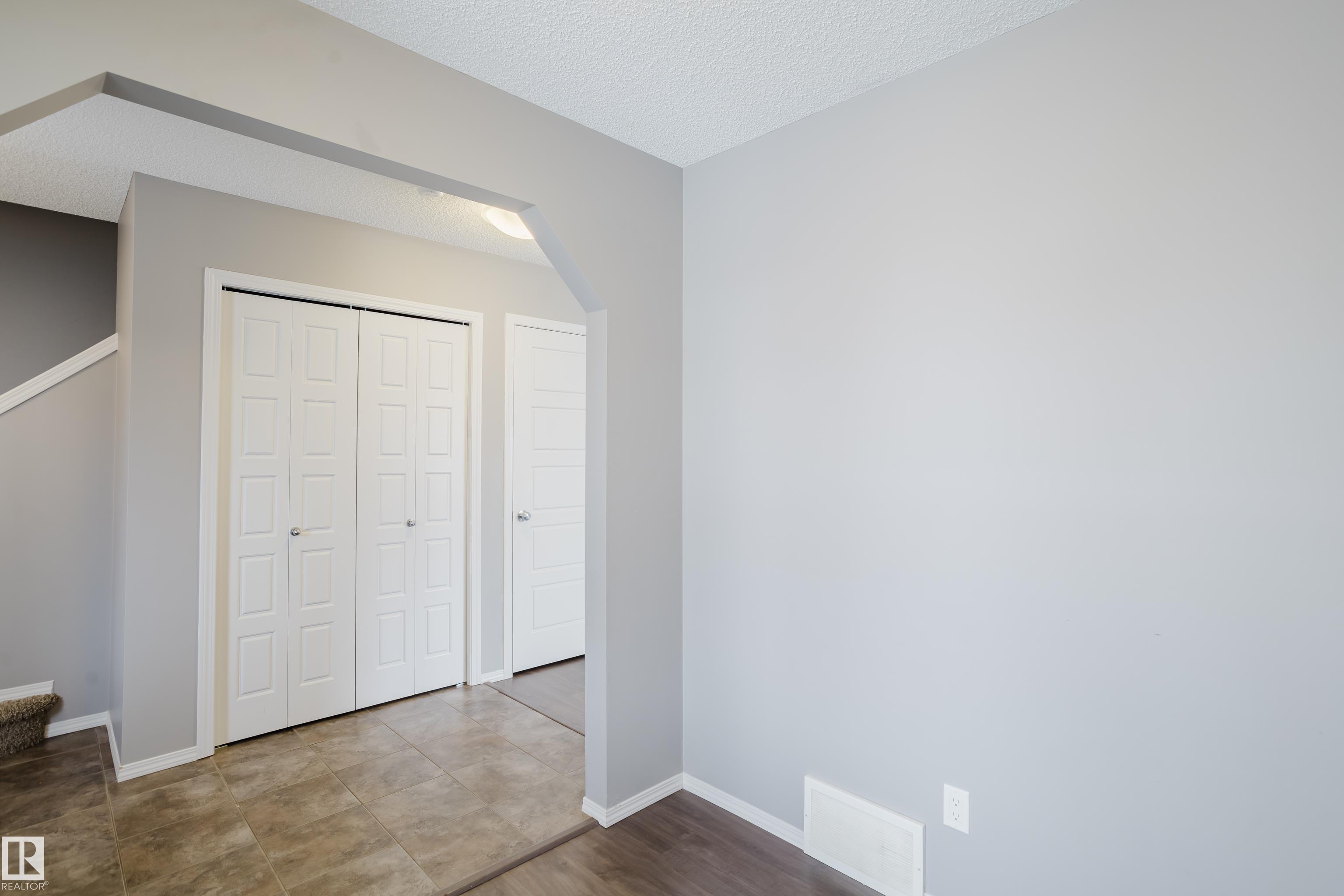 Photo 20 at 14009 164 Avenue NW, Carlton, Edmonton