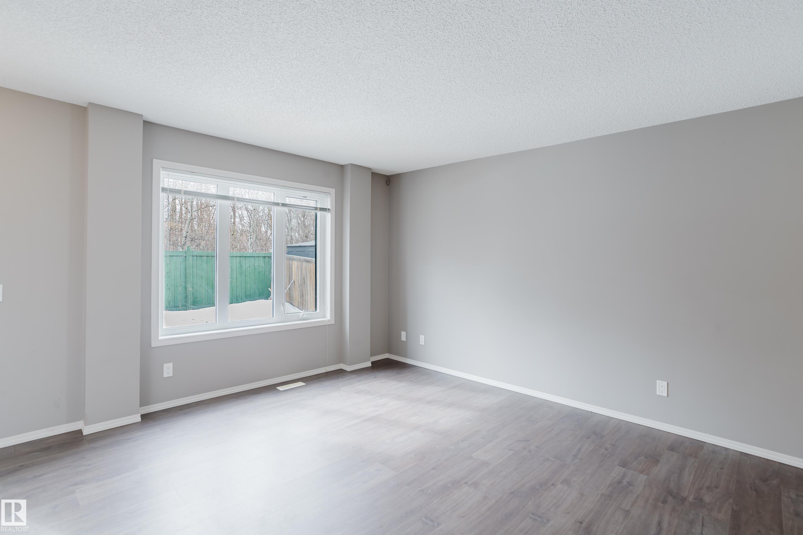 Photo 22 at 14009 164 Avenue NW, Carlton, Edmonton