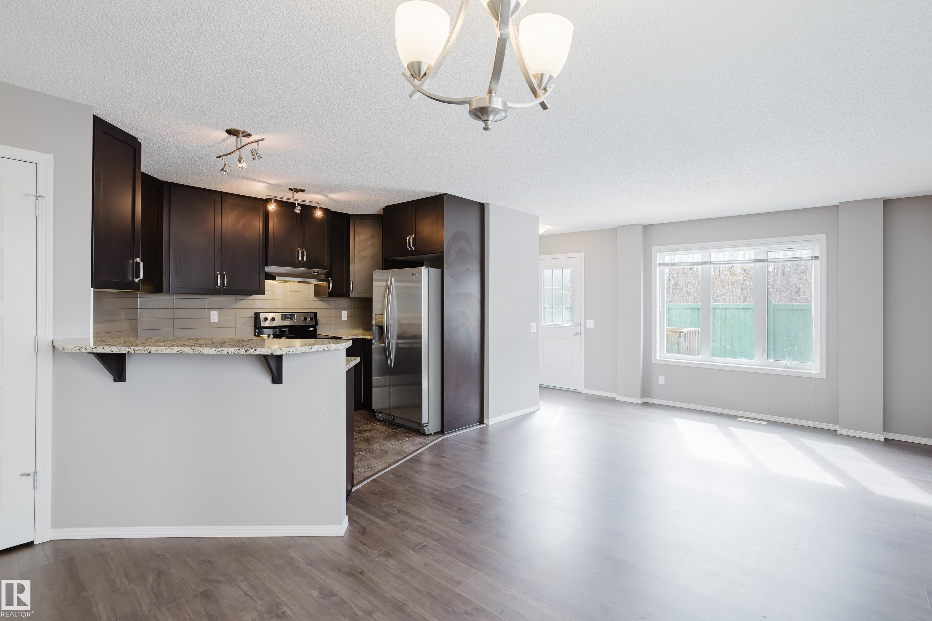 Photo 9 at 14009 164 Avenue NW, Carlton, Edmonton