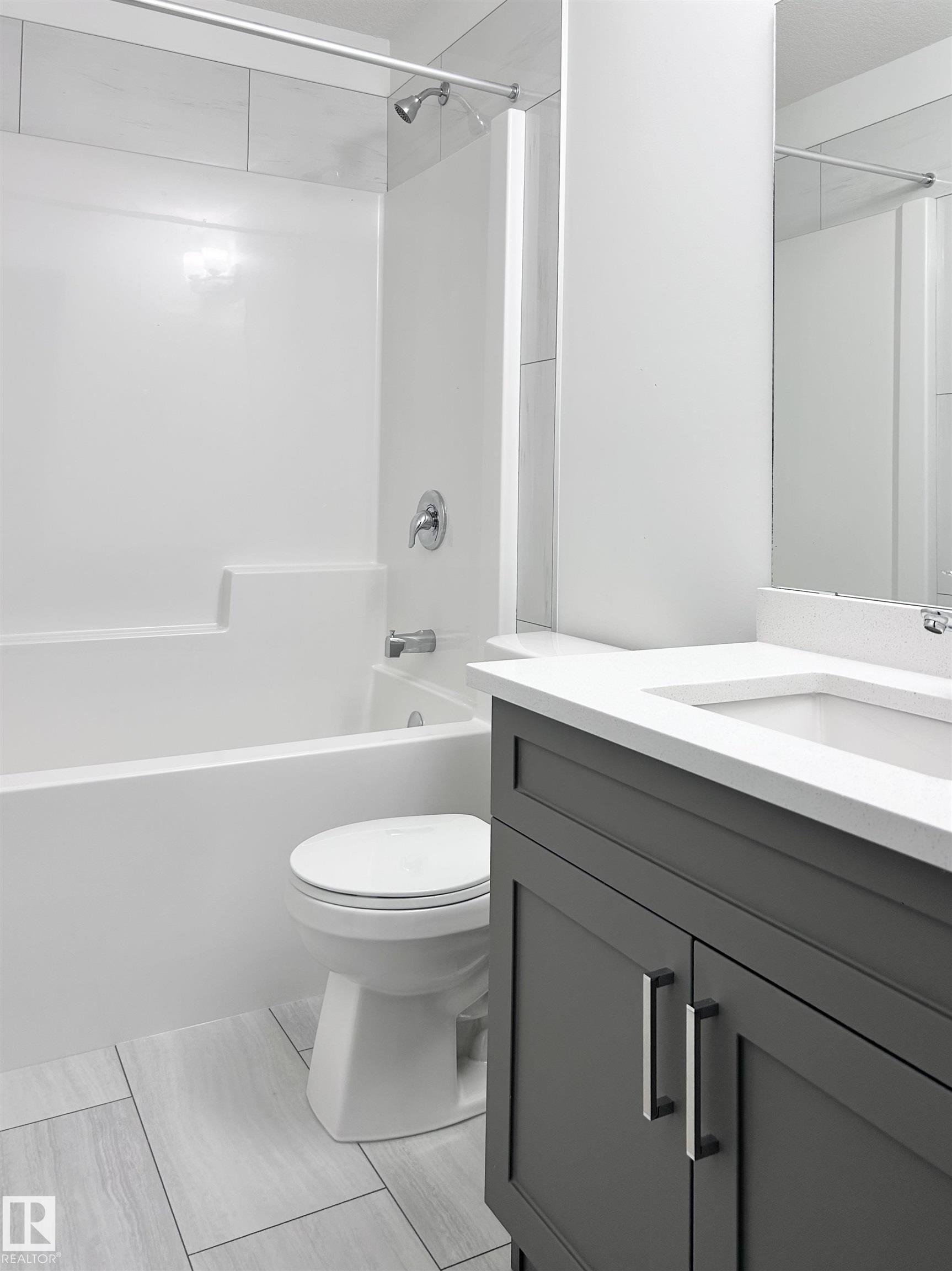 Photo 12 at 19632 29 Avenue NW, The Uplands, Edmonton